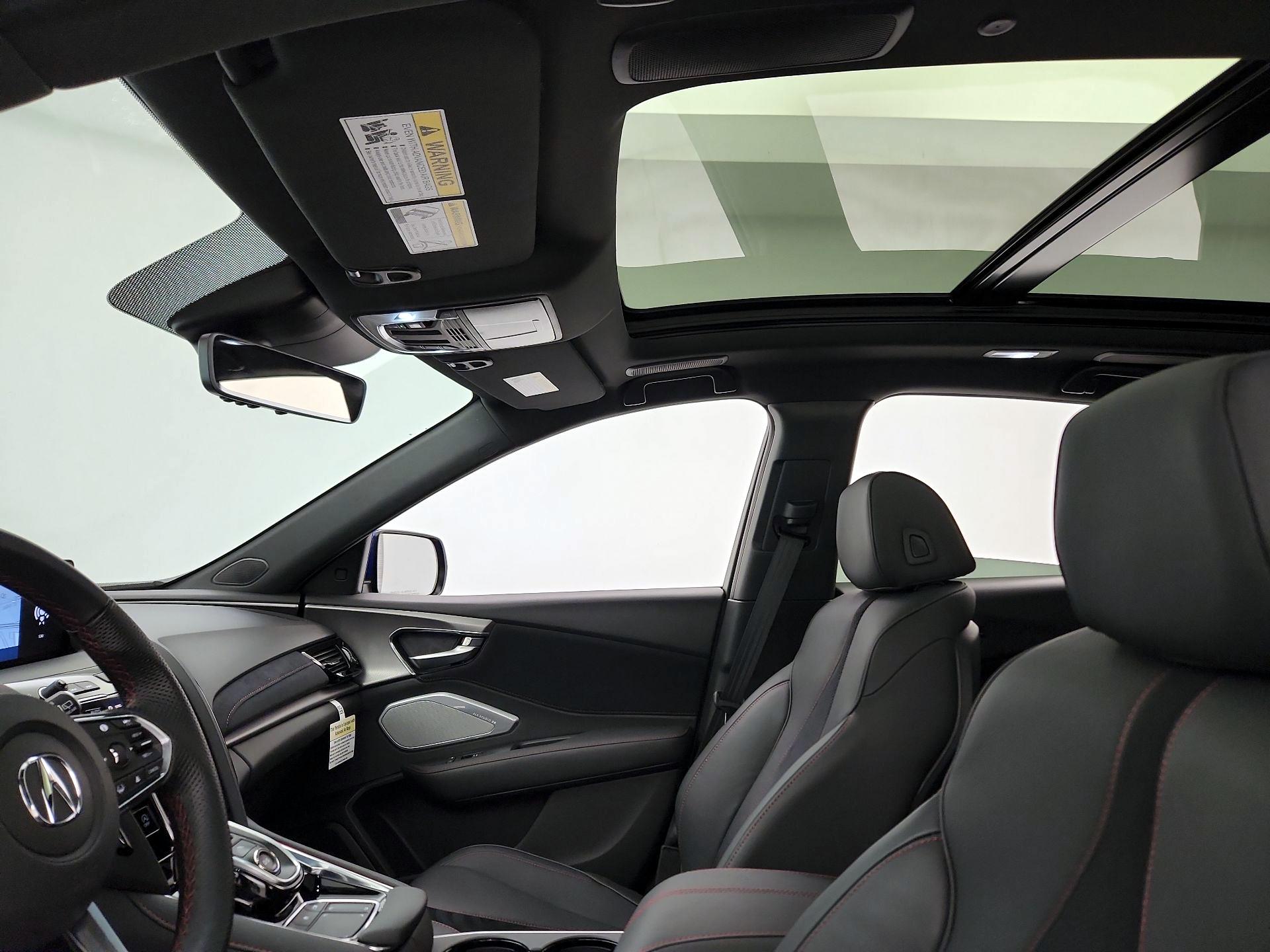Thumbnail: 2025 Acura RDX - 20
