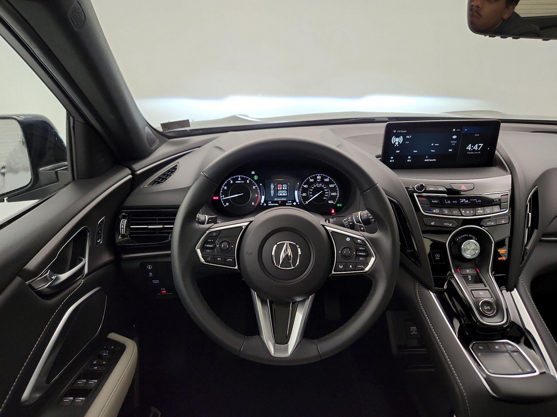Thumbnail: 2025 Acura RDX - 10