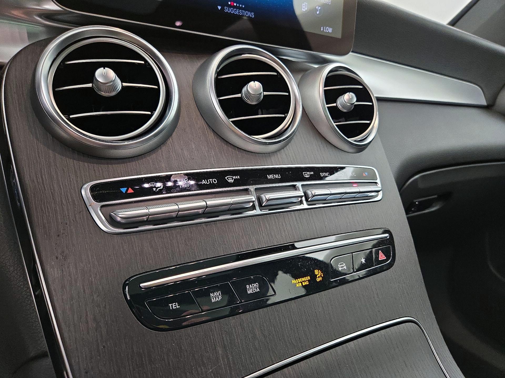Thumbnail: 2021 Mercedes-Benz GLC - 16