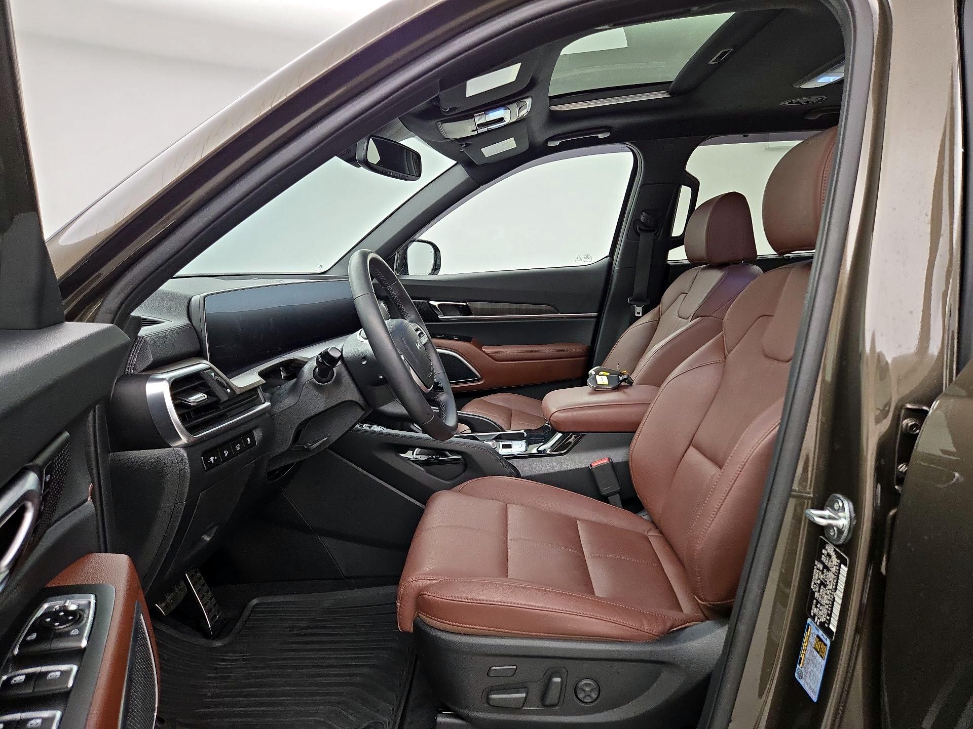 Thumbnail: 2024 Kia Telluride - 11