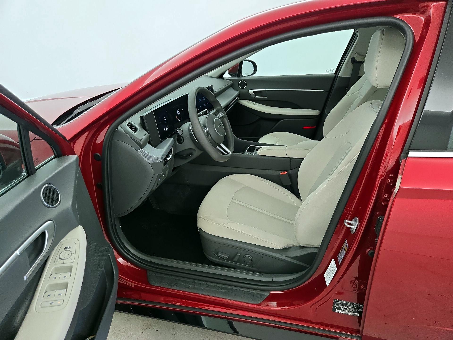 Thumbnail: 2025 Hyundai Sonata - 11