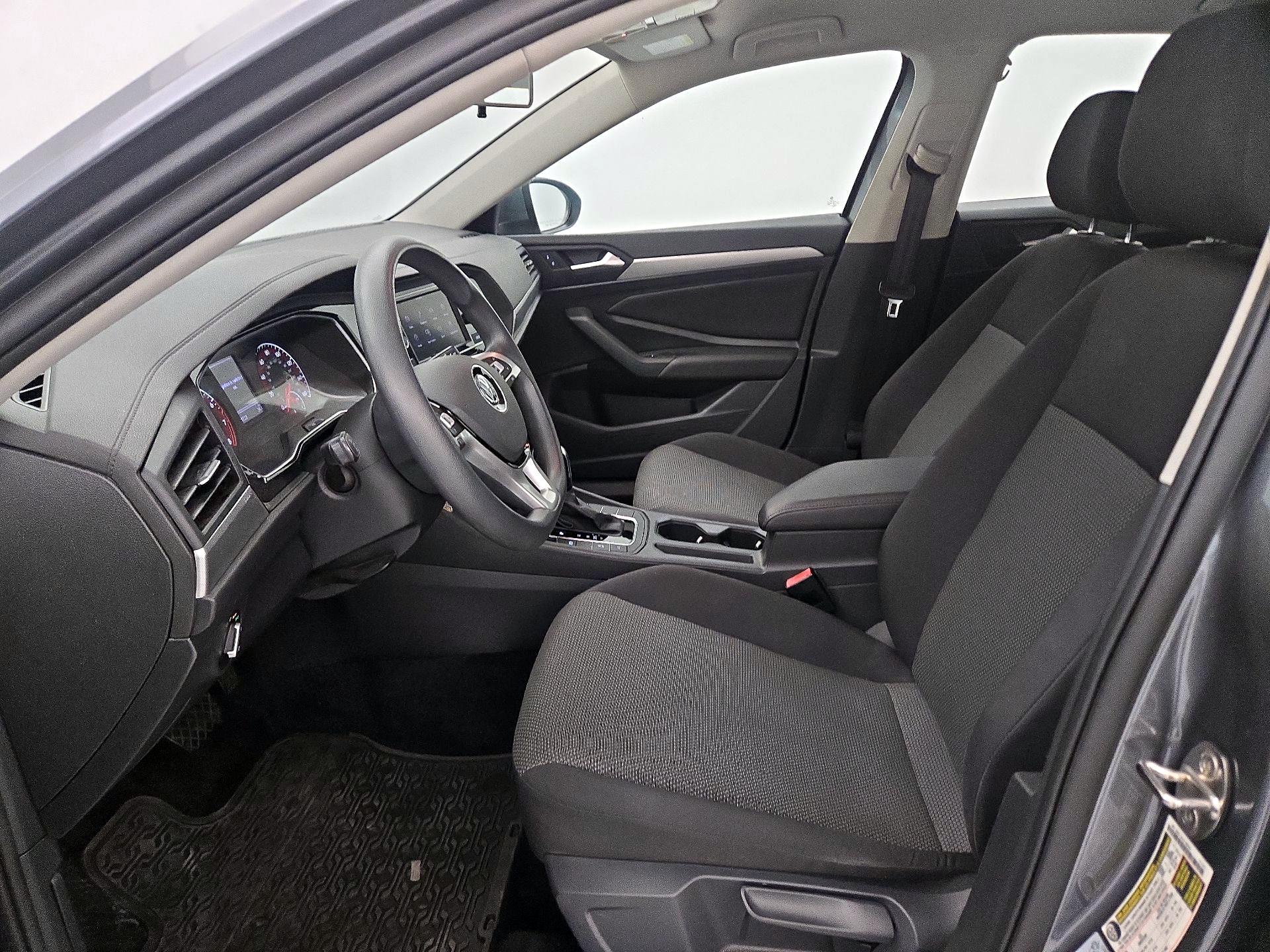 Thumbnail: 2021 Volkswagen Jetta - 11