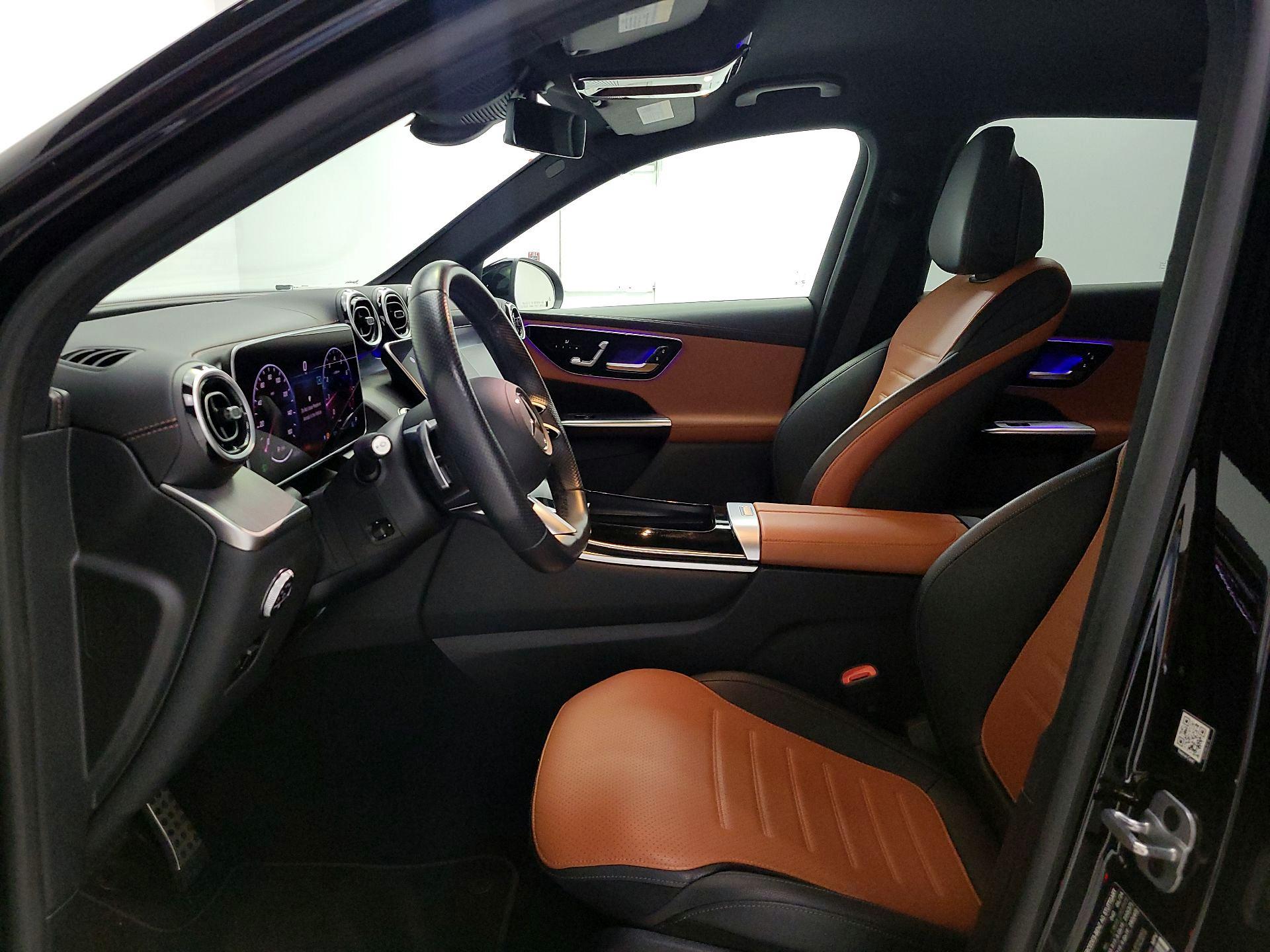 Thumbnail: 2024 Mercedes-Benz GLC - 11