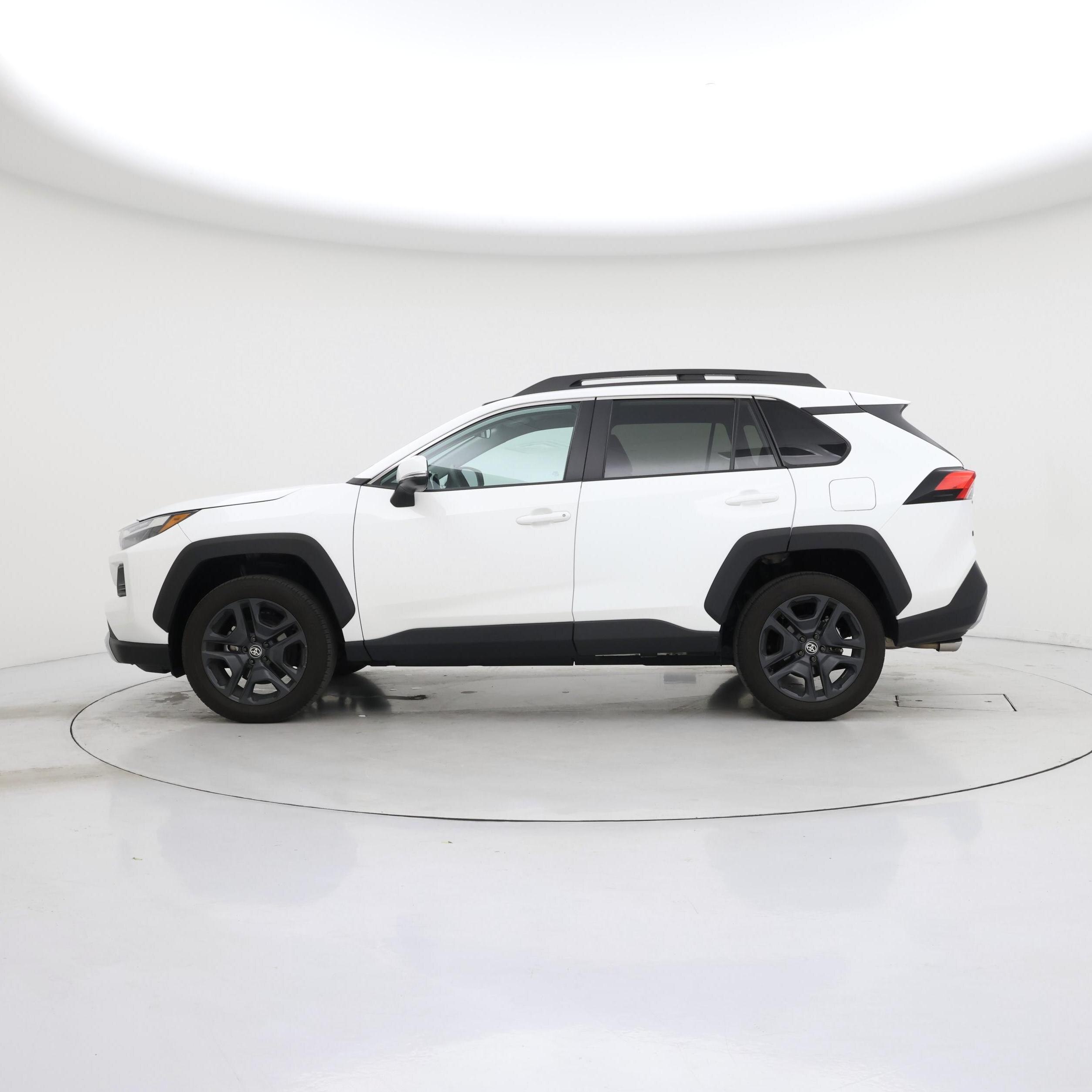Thumbnail: 2024 Toyota RAV4 - 7