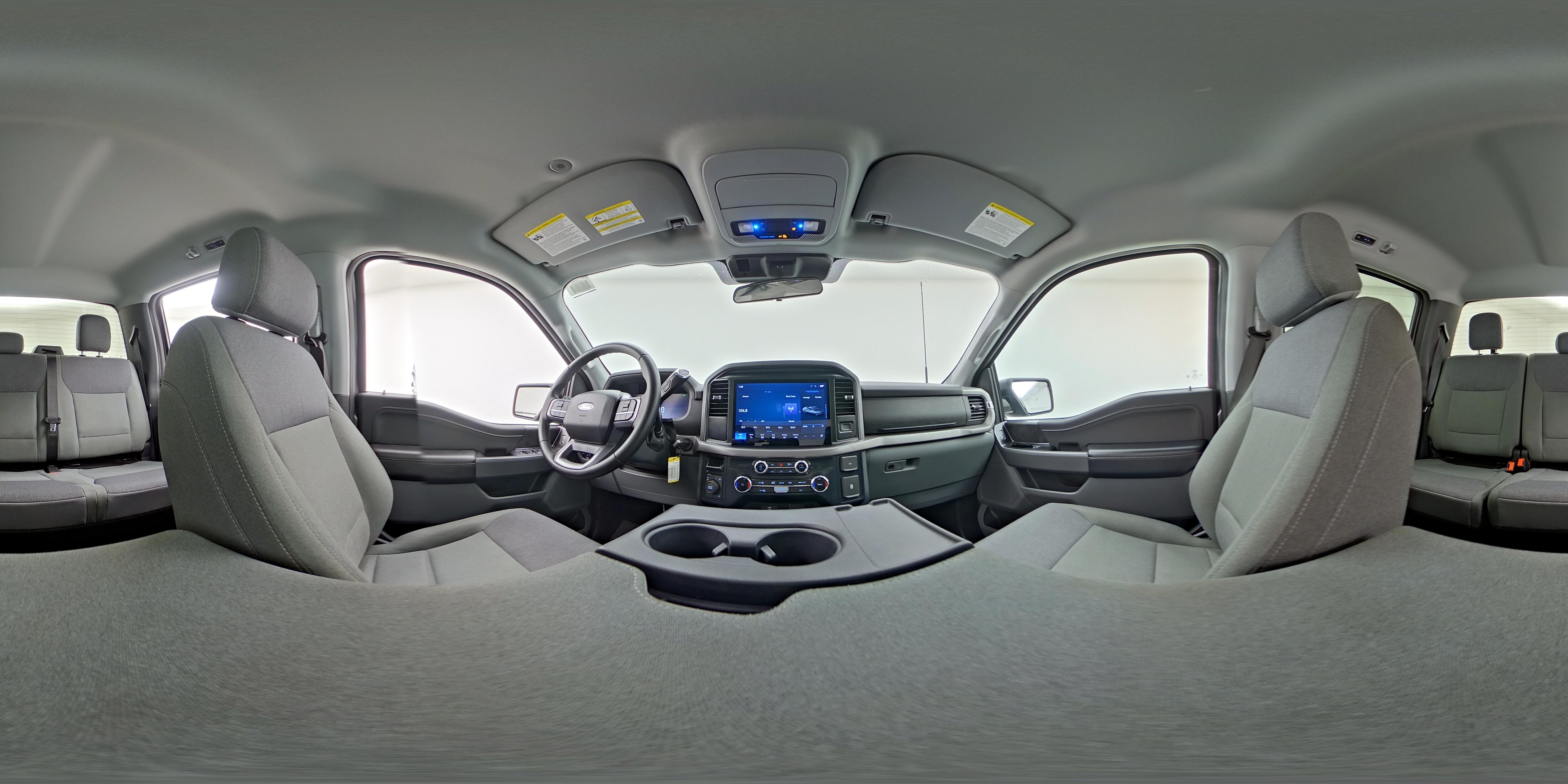 2025 Ford F-150 XLT - Photo 24