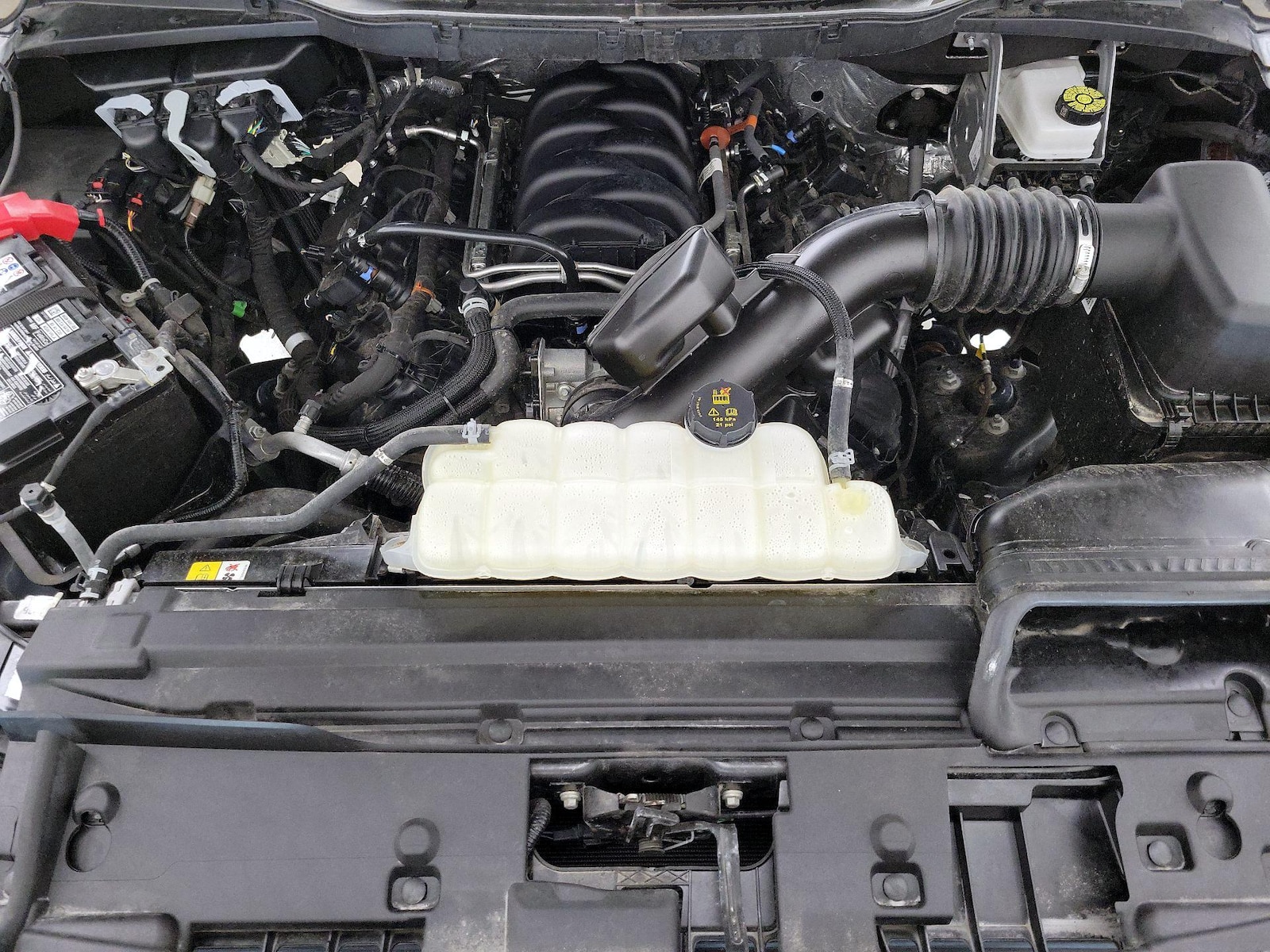 2025 Ford F-150 XLT - Photo 22