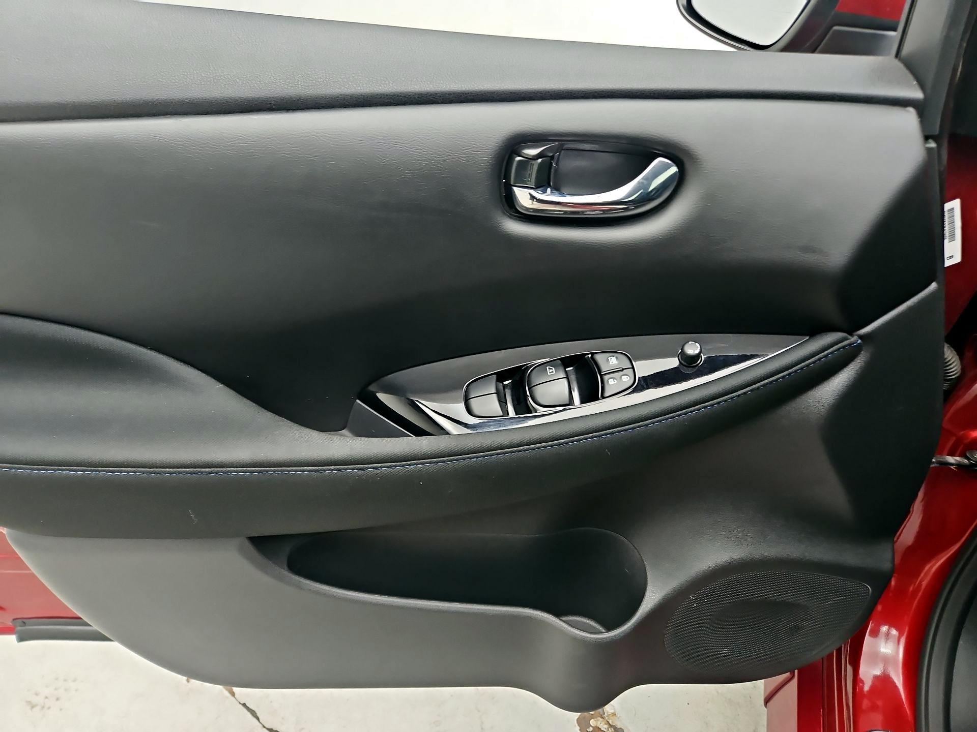Thumbnail: 2024 Nissan Leaf - 12