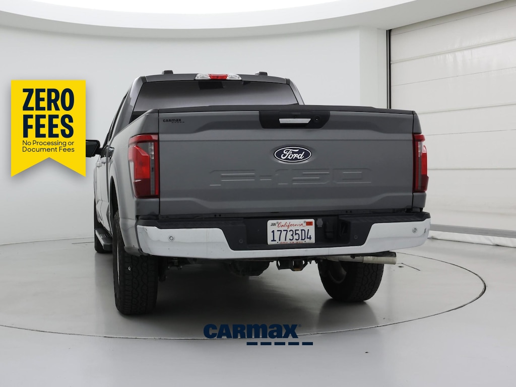 View vehicle photo 7