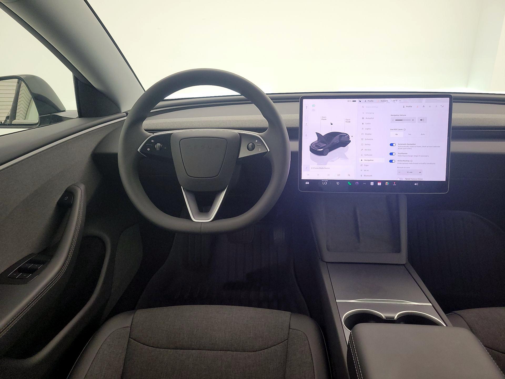 Thumbnail: 2025 Tesla Model 3 - 10