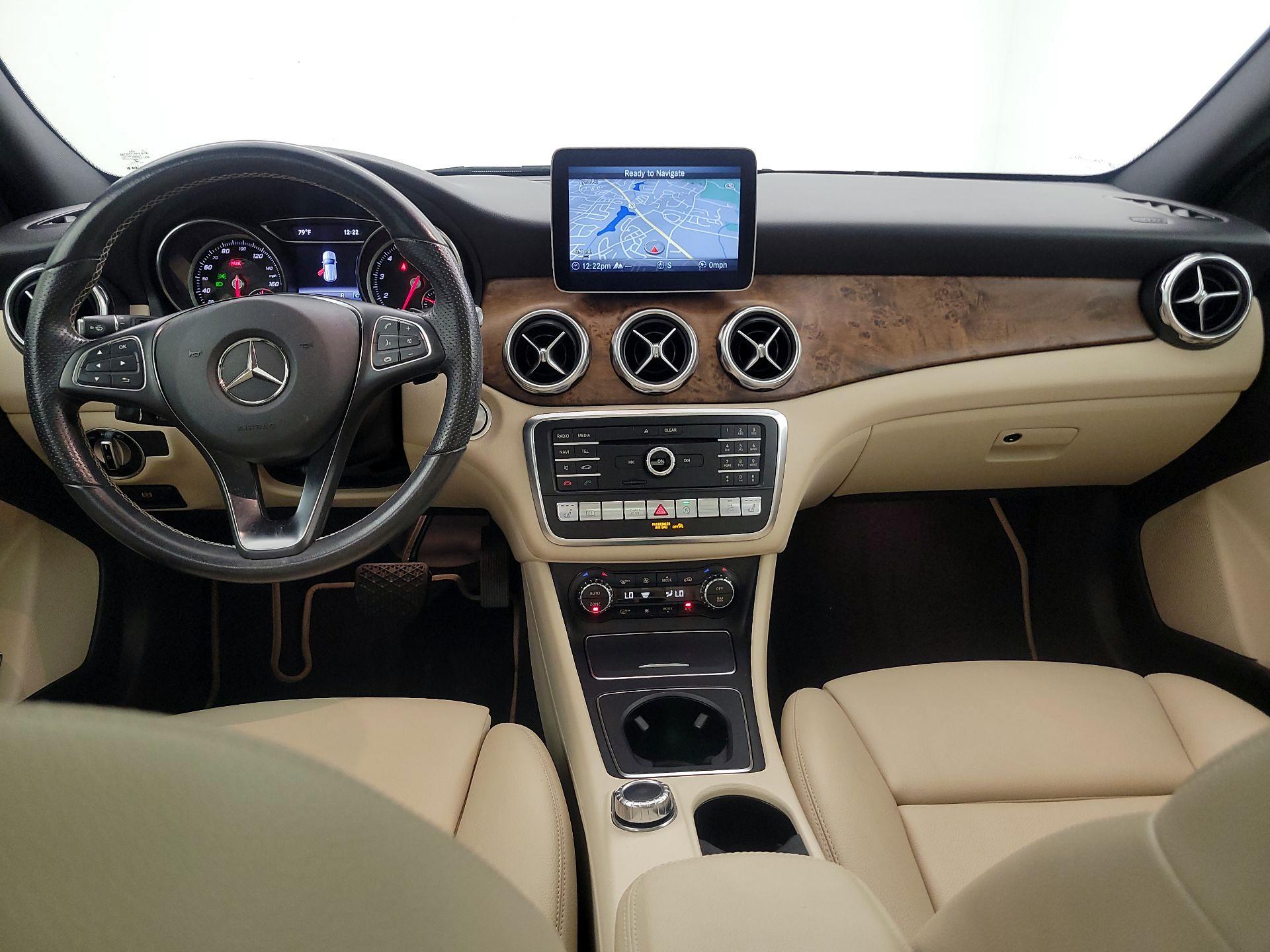 Thumbnail: 2020 Mercedes-Benz GLA - 9