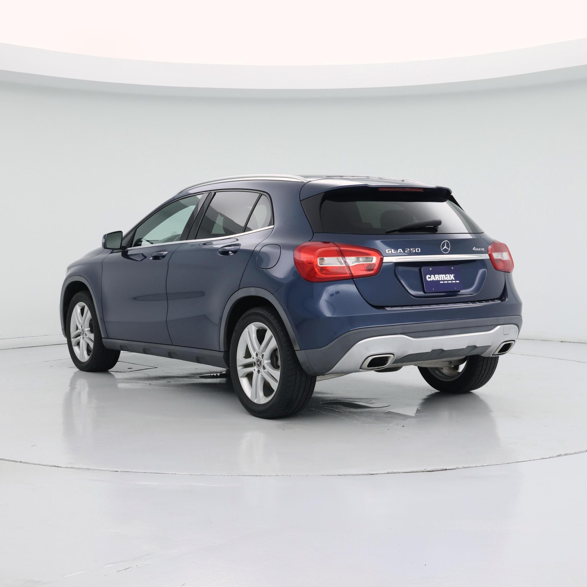 Thumbnail: 2020 Mercedes-Benz GLA - 2