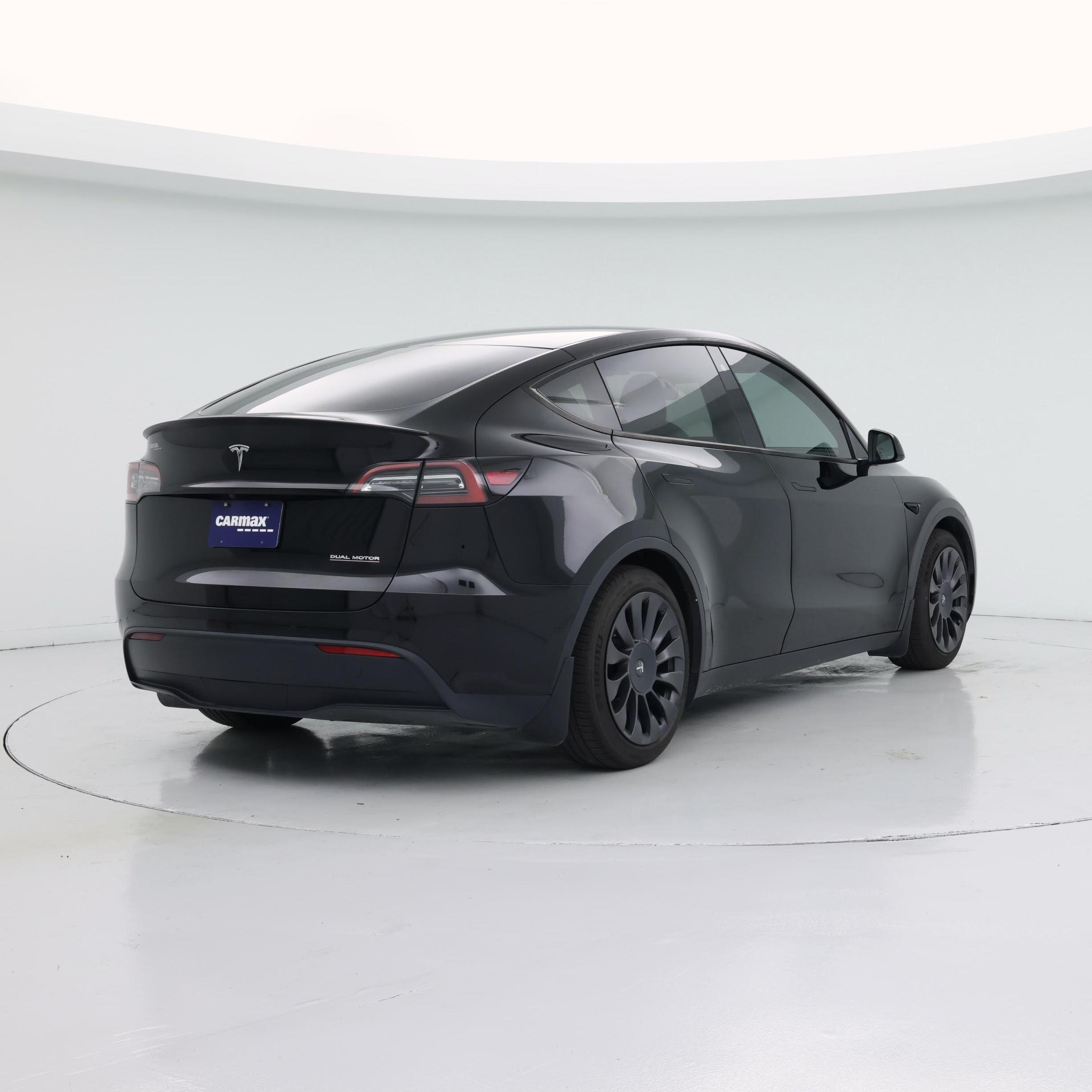 Thumbnail: 2022 Tesla Model Y - 8