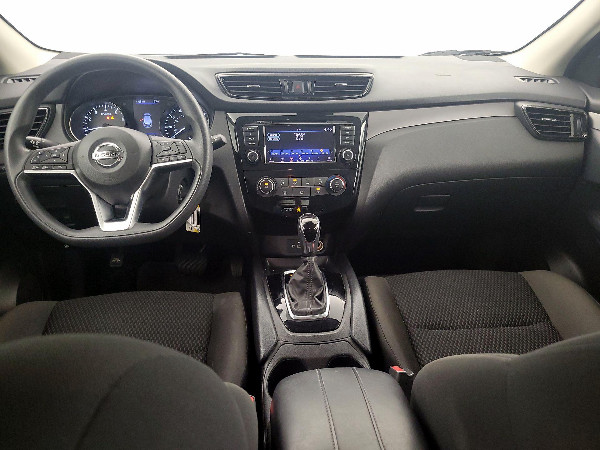 Thumbnail: 2022 Nissan Rogue Sport - 9