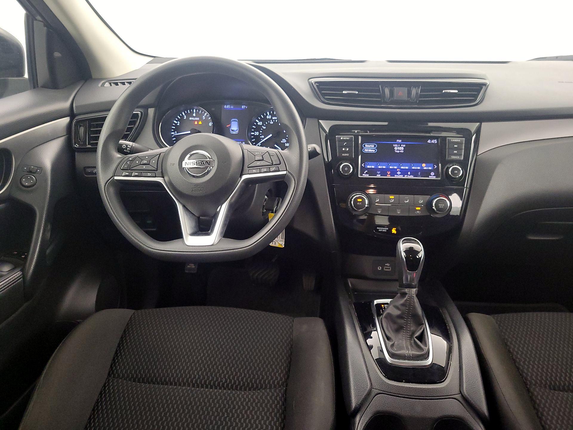 Thumbnail: 2022 Nissan Rogue Sport - 10