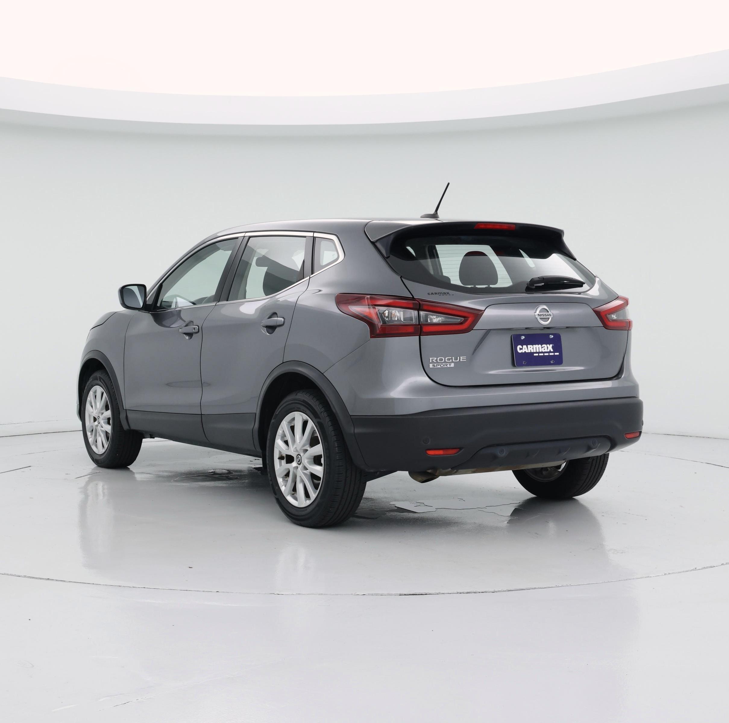 Thumbnail: 2022 Nissan Rogue Sport - 2