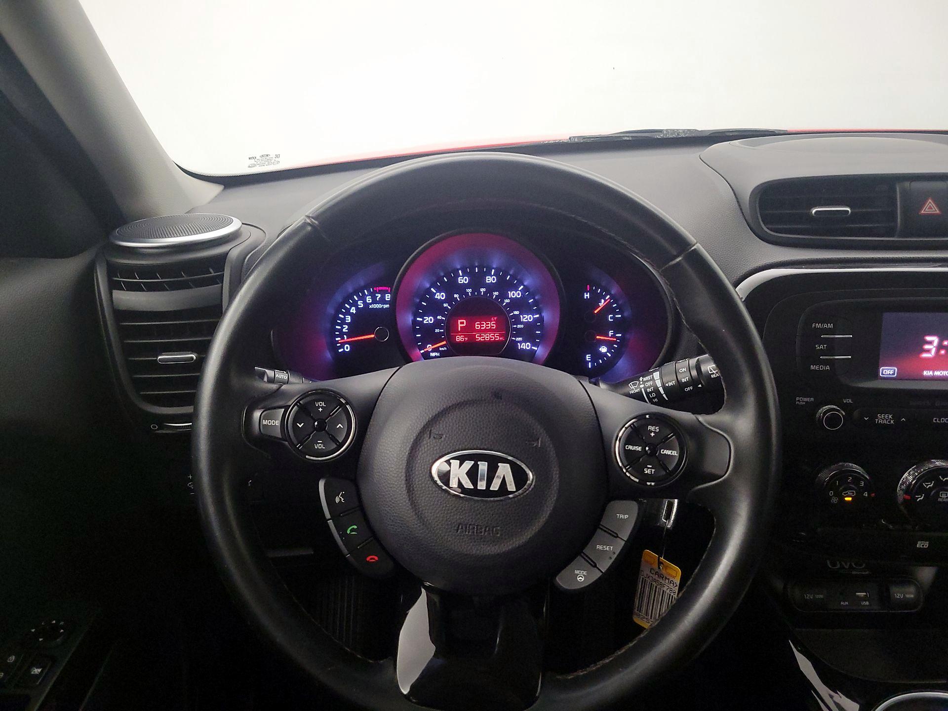 Thumbnail: 2015 Kia Soul - 10