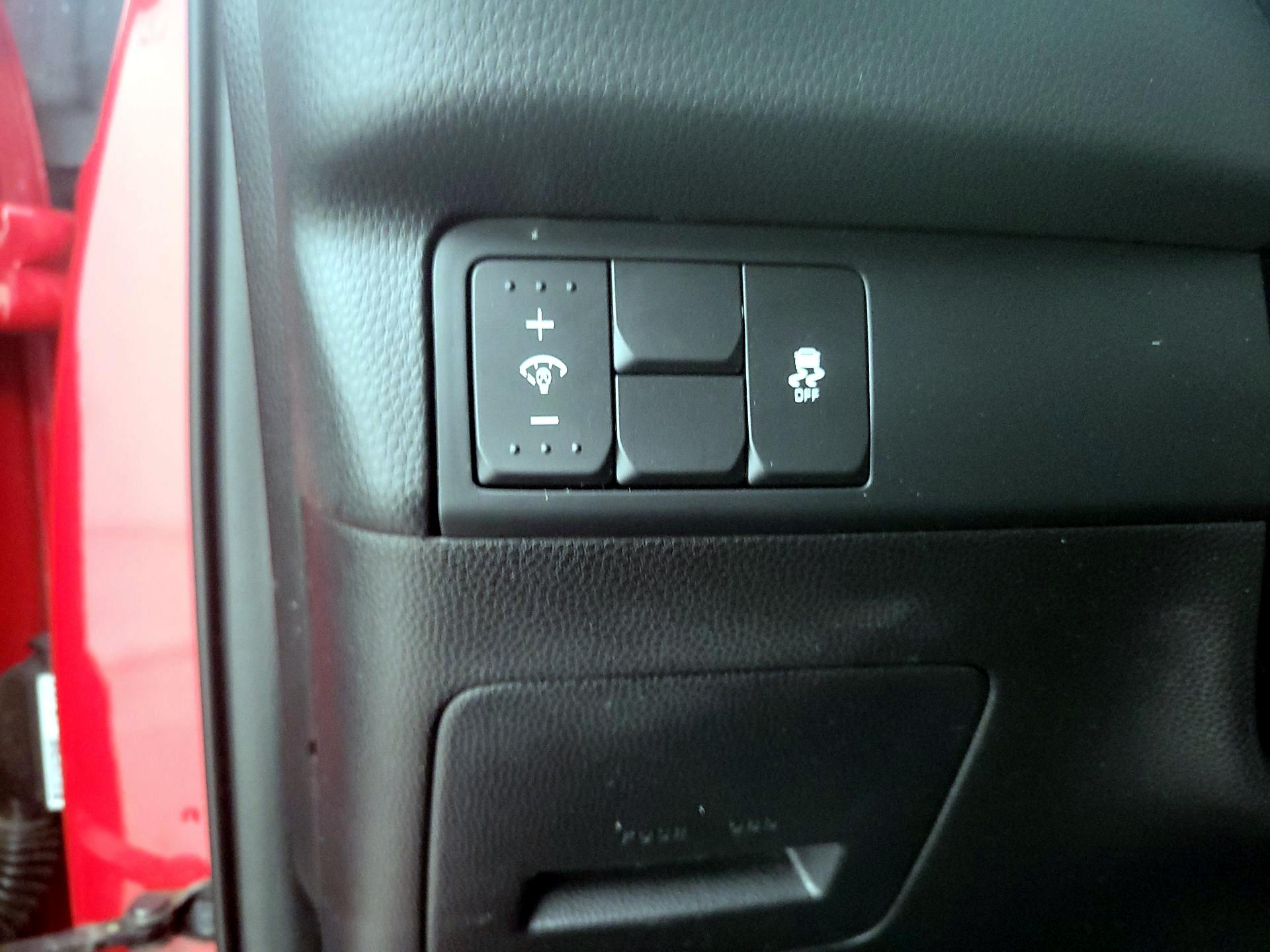 Thumbnail: 2015 Kia Soul - 13