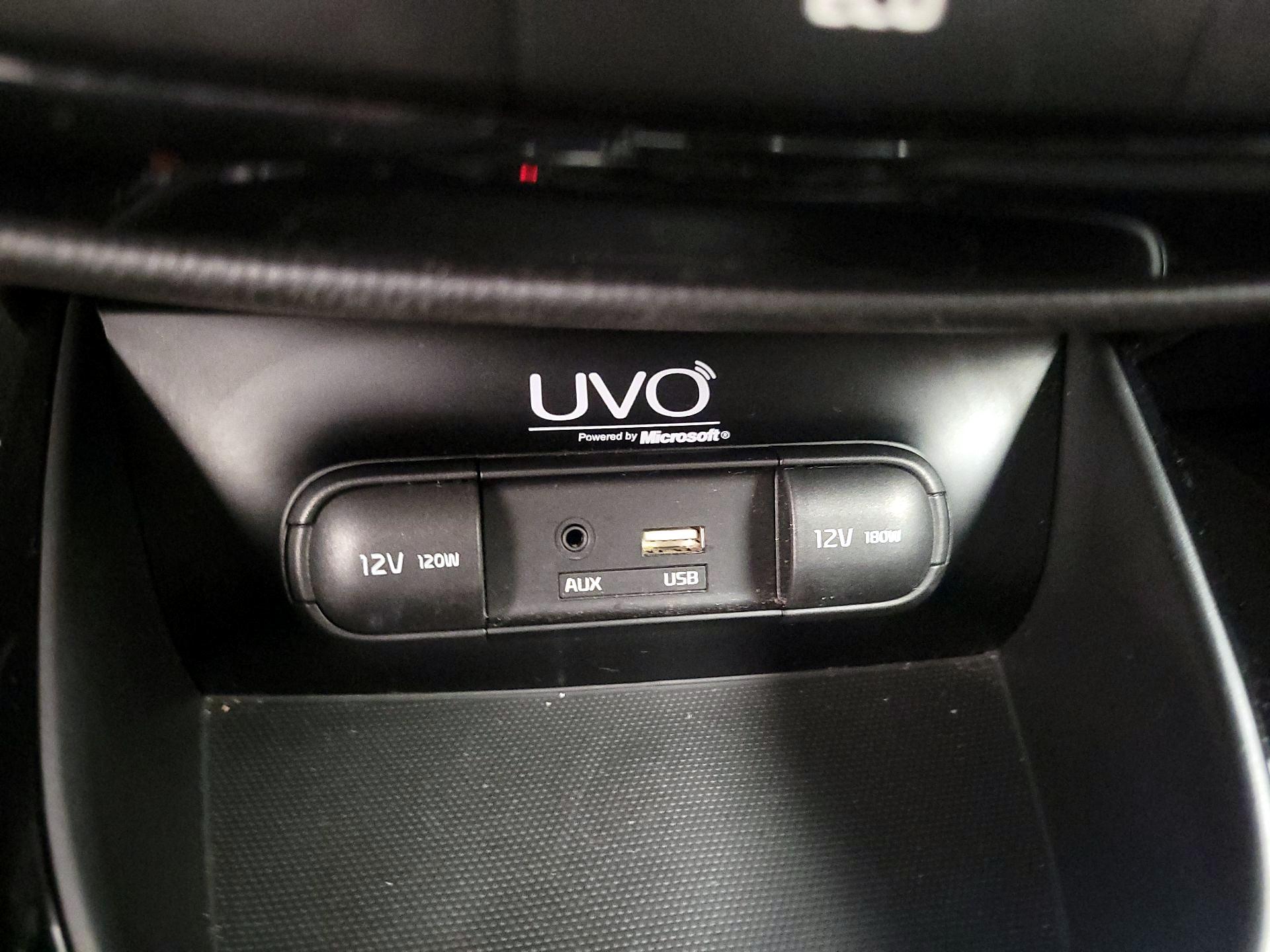 Thumbnail: 2015 Kia Soul - 18