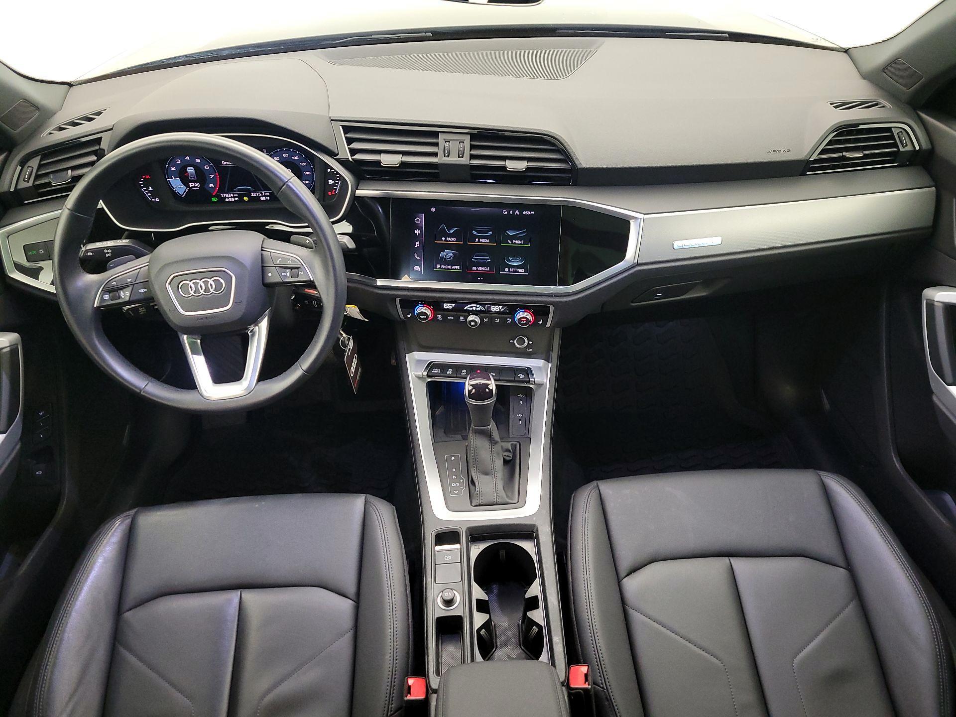 Thumbnail: 2022 Audi Q3 - 9