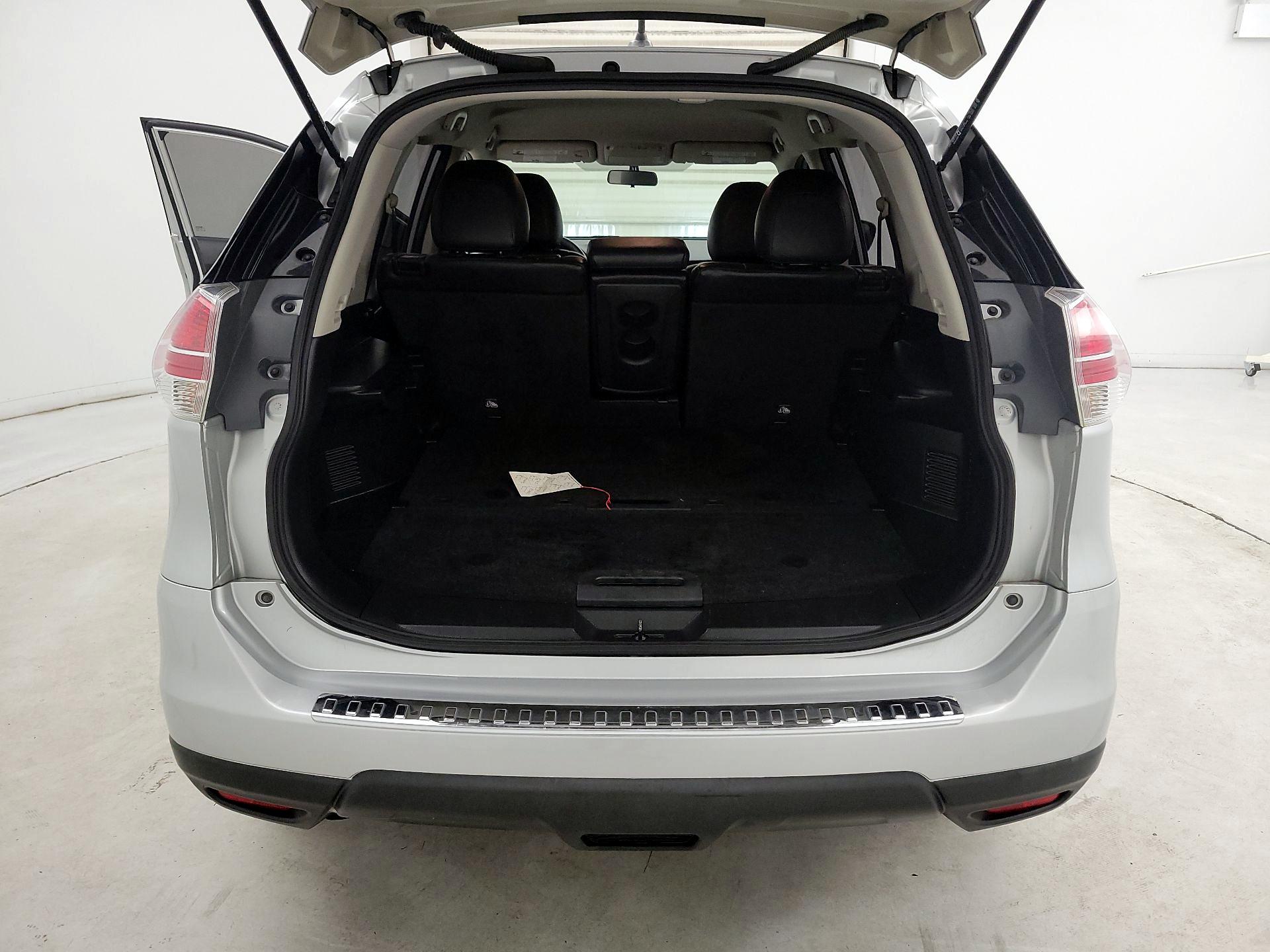 Thumbnail: 2015 Nissan Rogue - 18