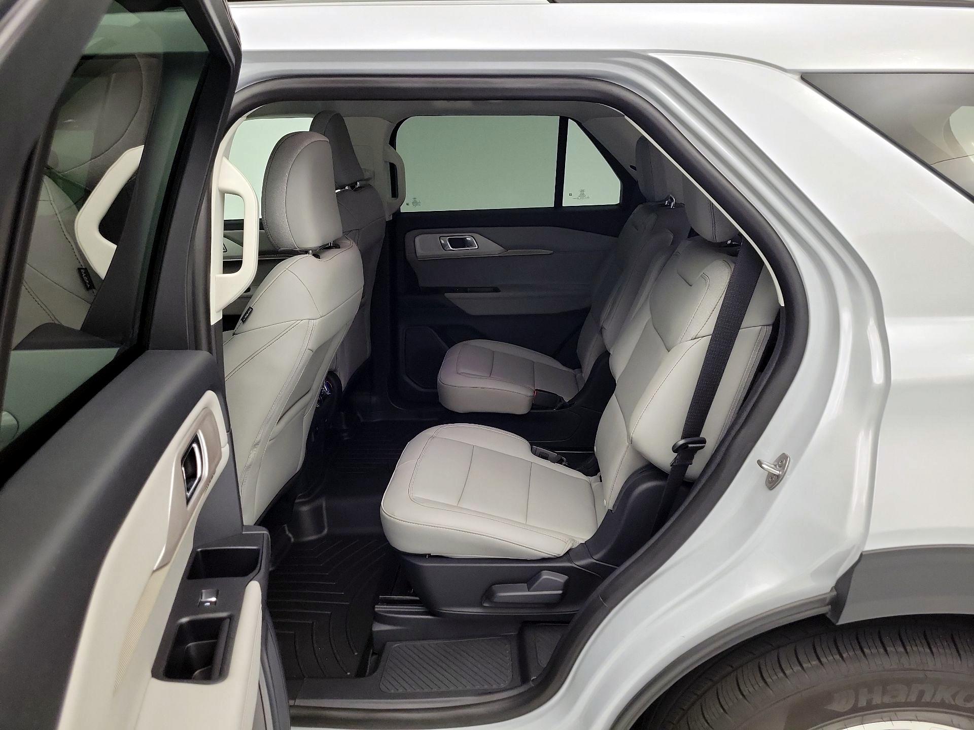 Thumbnail: 2025 Ford Explorer - 19