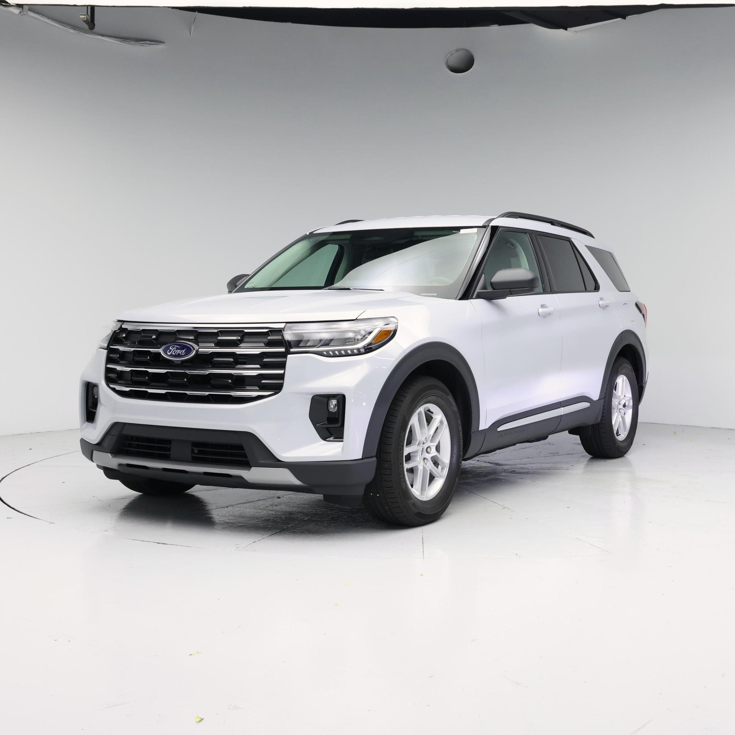 Thumbnail: 2025 Ford Explorer - 4