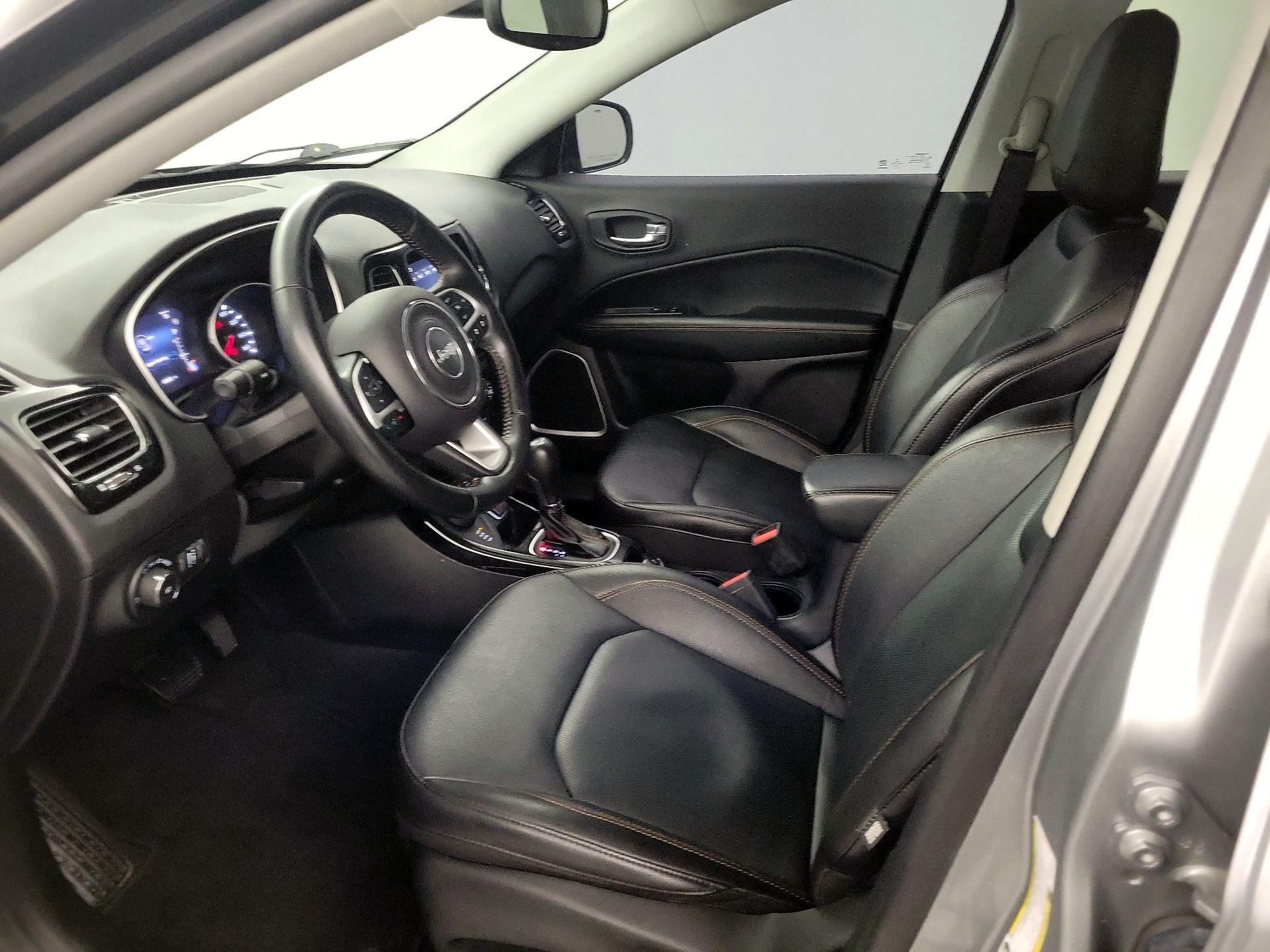 Thumbnail: 2021 Jeep Compass - 11