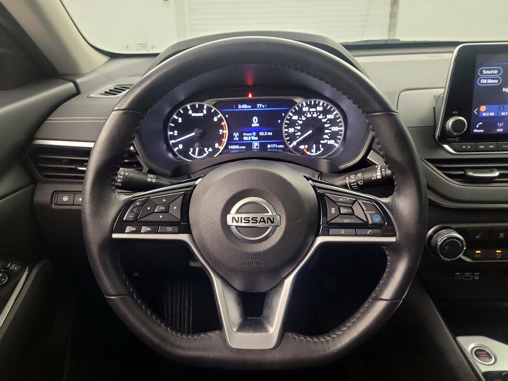 Thumbnail: 2021 Nissan Altima - 10