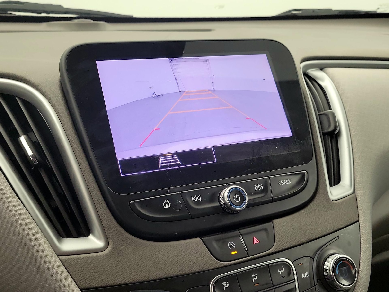 2023 Chevrolet Malibu 1LT - Photo 15