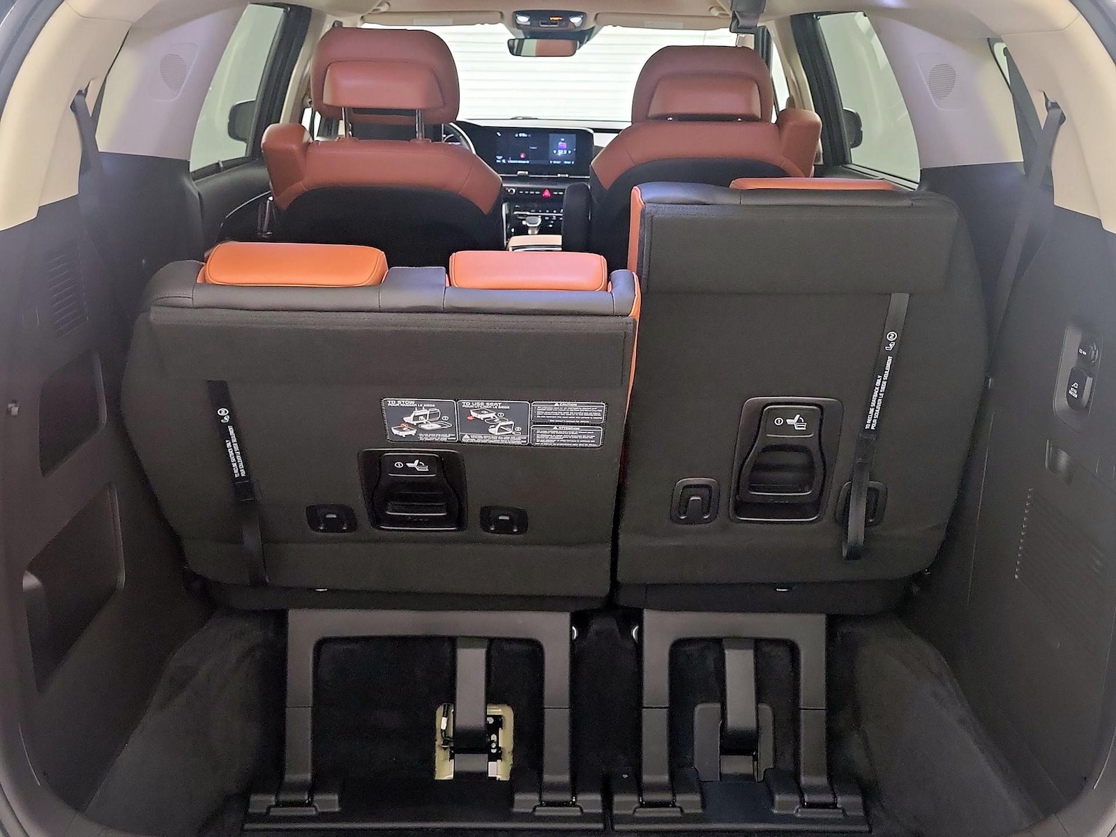 2022 Kia Carnival SX Prestige - Photo 24
