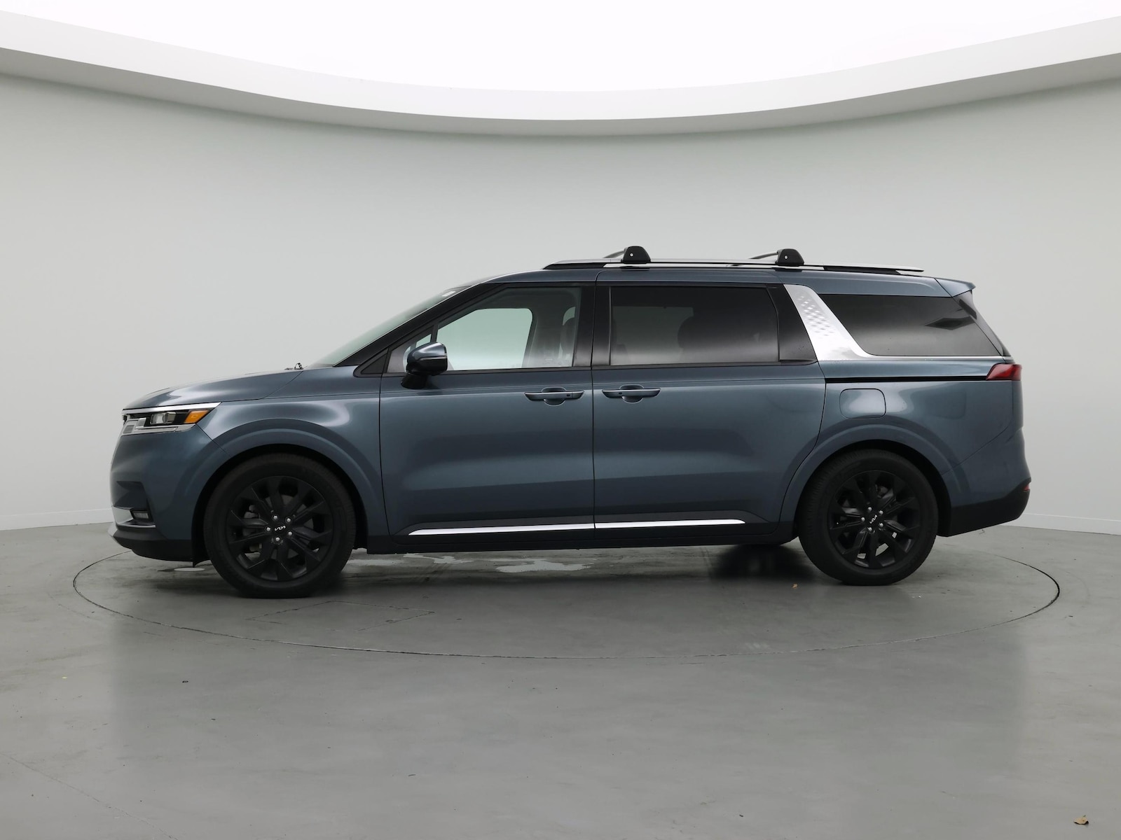 2022 Kia Carnival SX Prestige - Photo 4