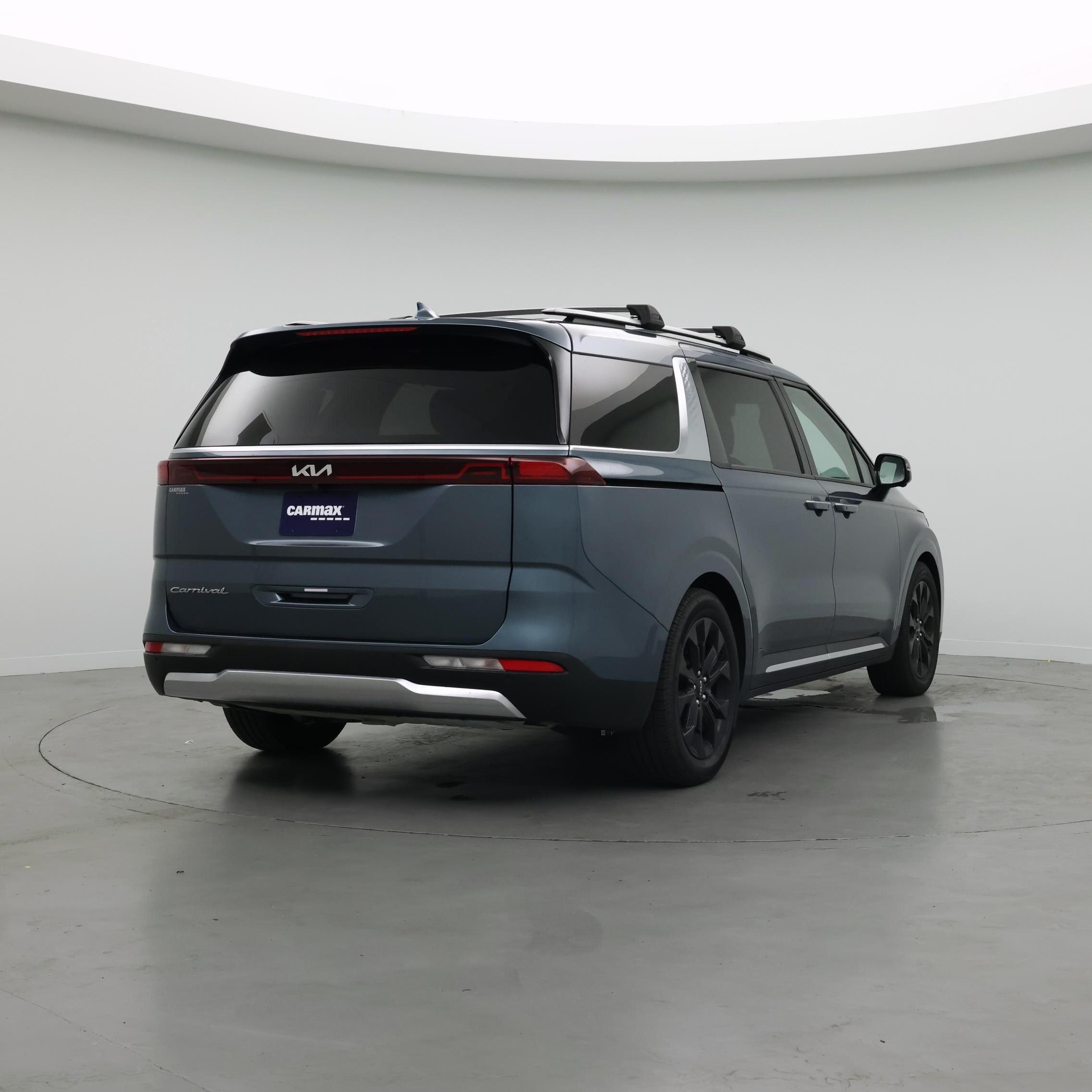 Thumbnail: 2022 Kia Carnival - 8