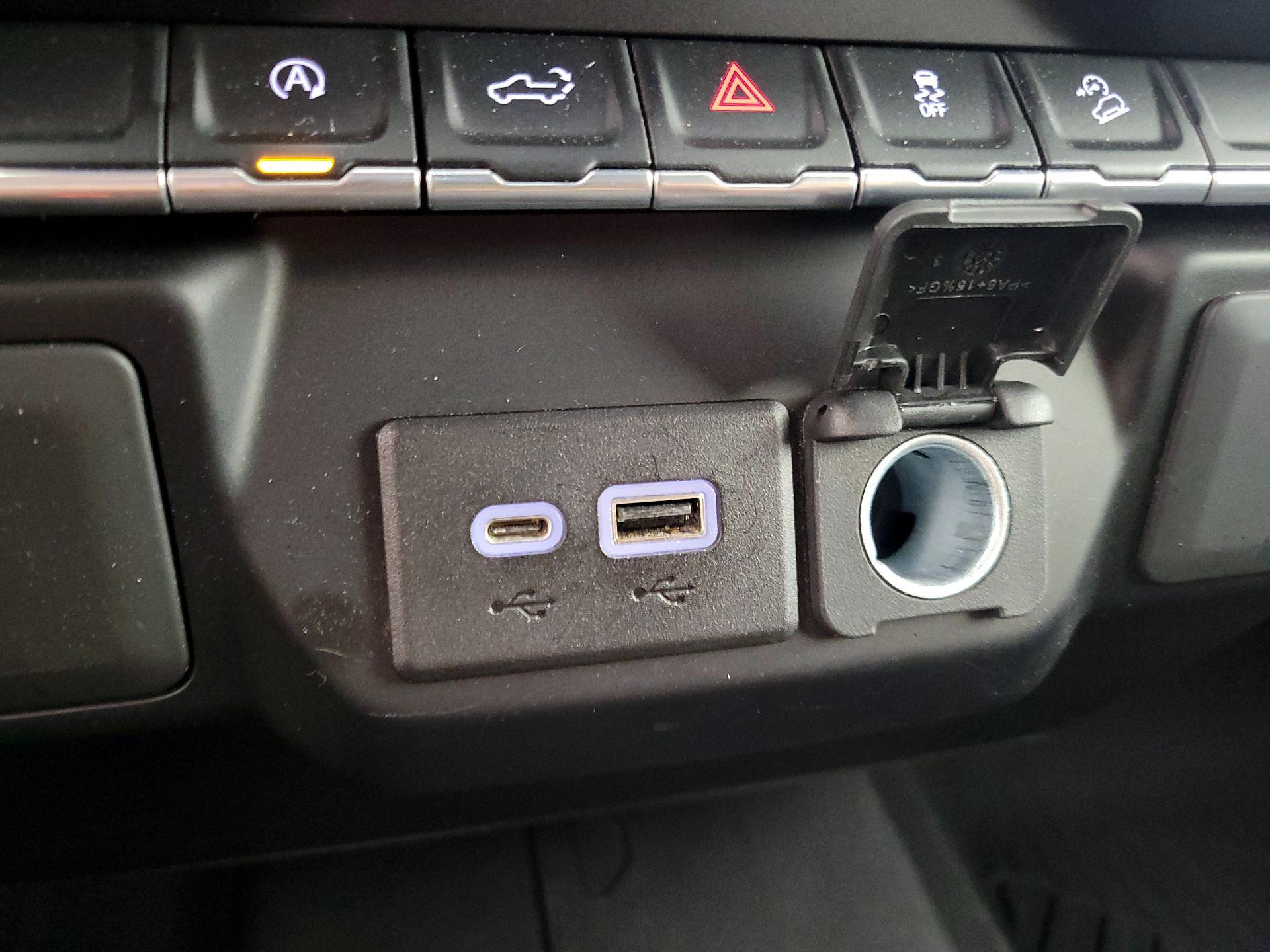 Thumbnail: 2021 Chevrolet Silverado 1500 - 18
