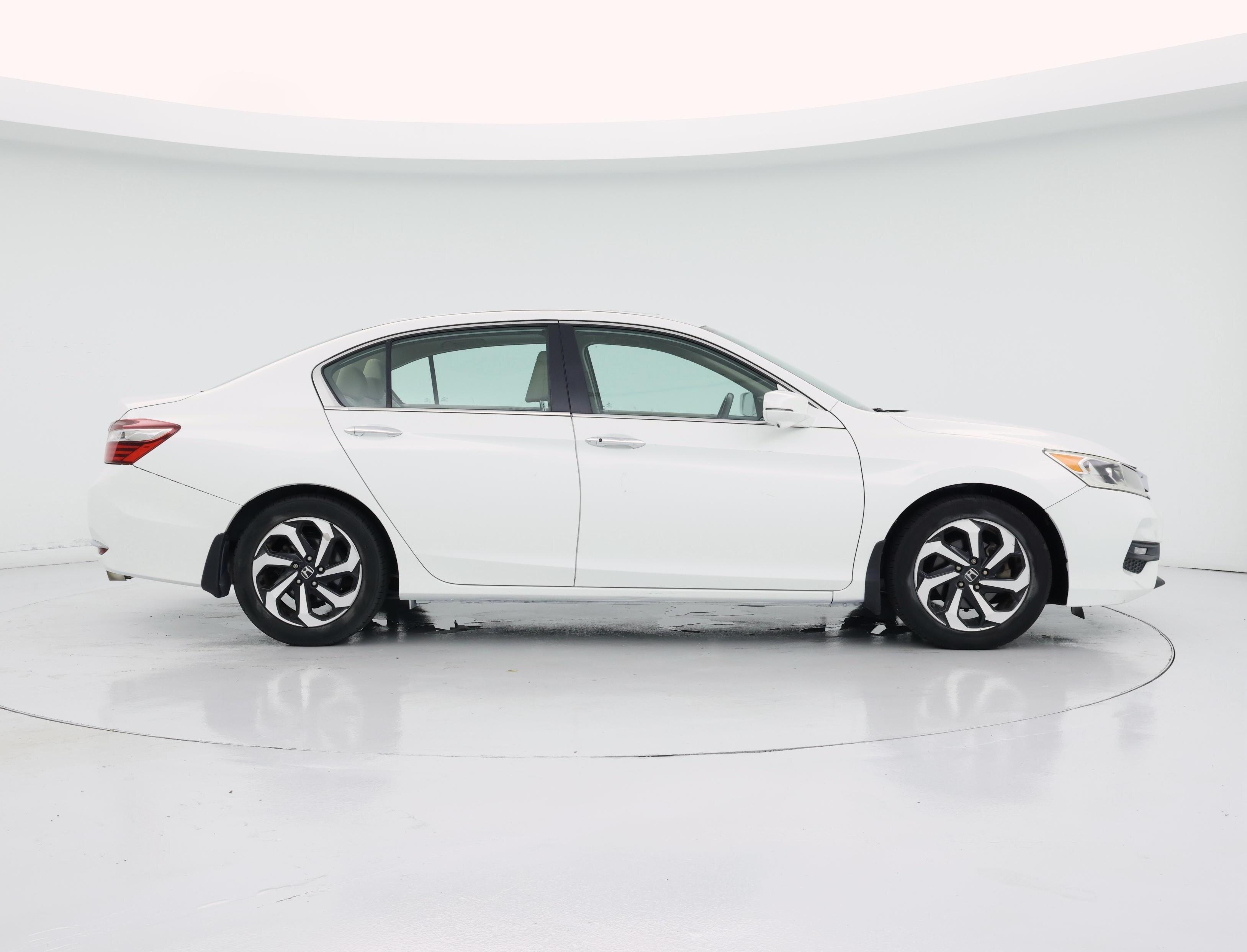 Thumbnail: 2017 Honda Accord - 7