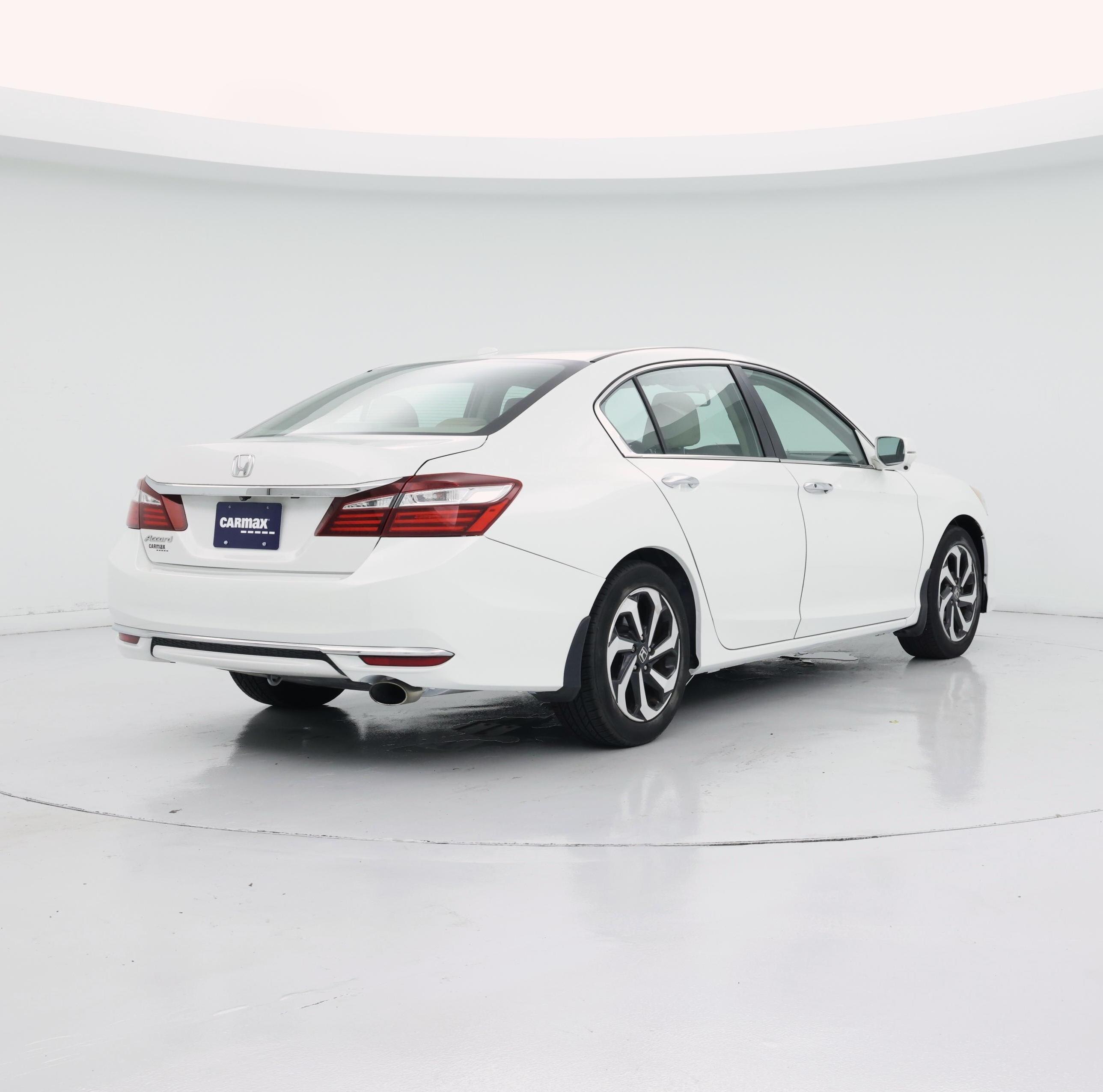 Thumbnail: 2017 Honda Accord - 8