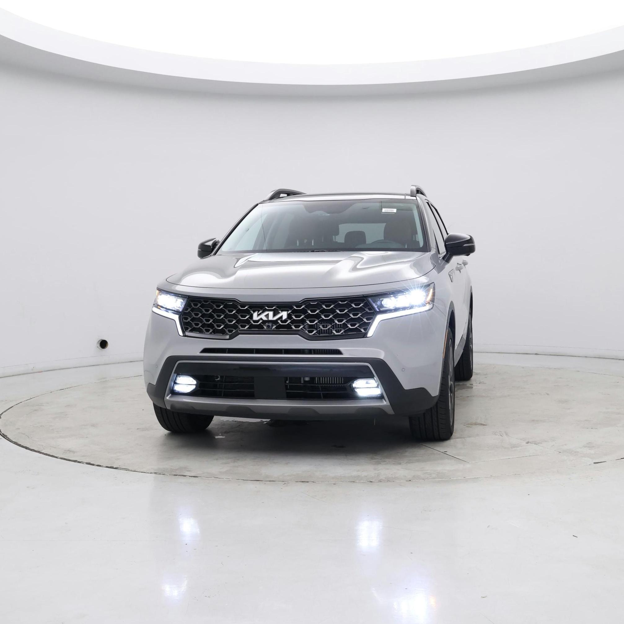 Thumbnail: 2023 Kia Sorento - 4