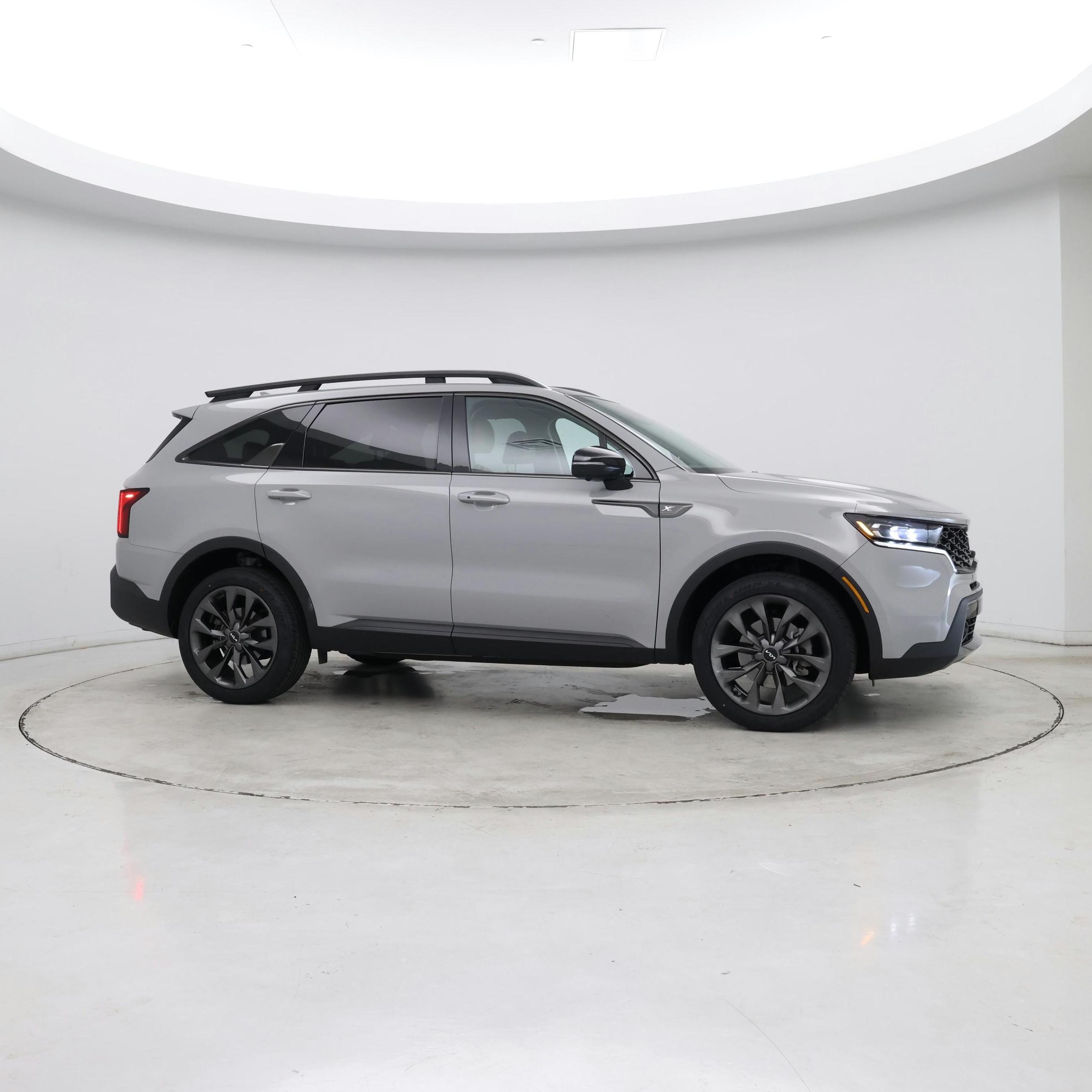 Thumbnail: 2023 Kia Sorento - 7