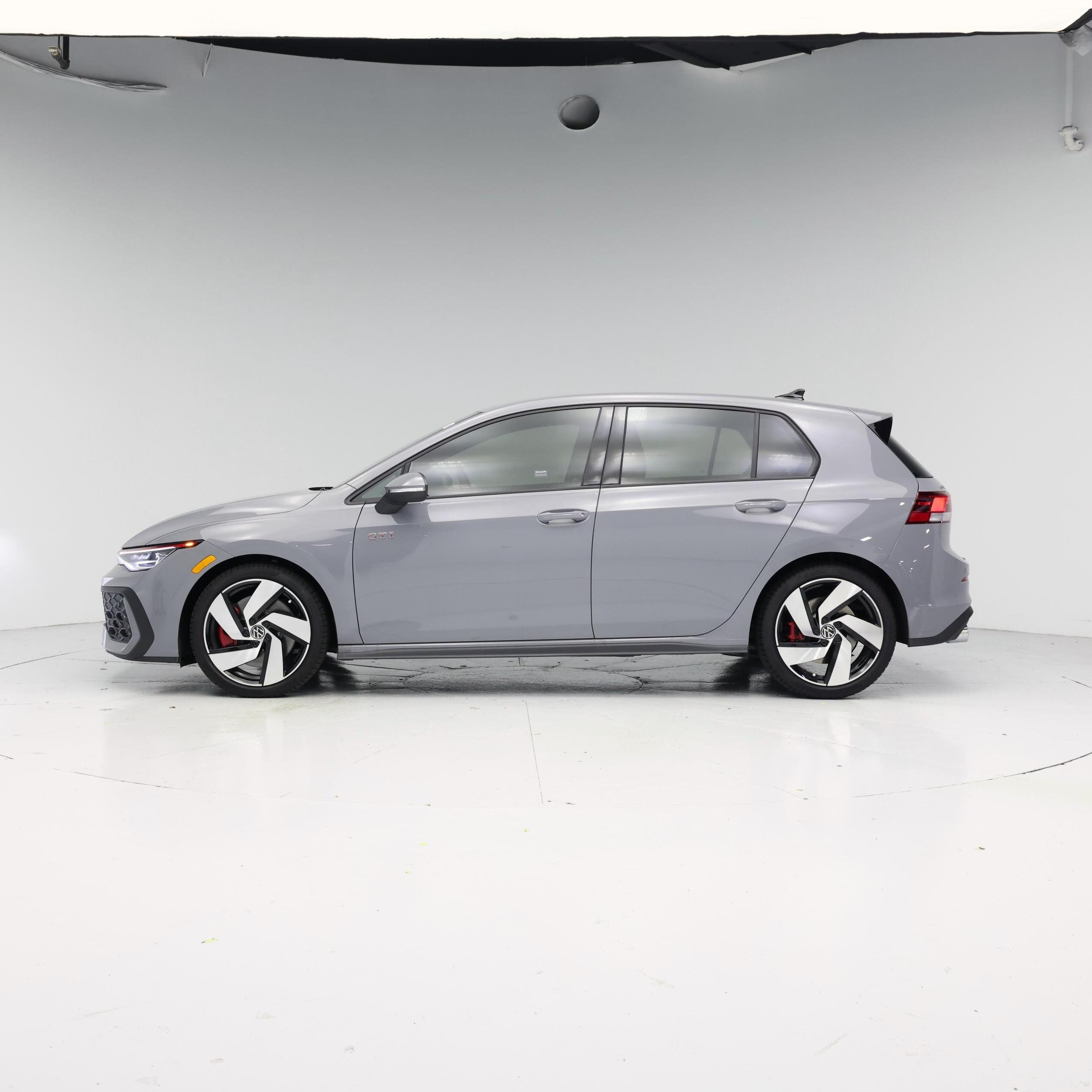 Thumbnail: 2026 Volkswagen Golf - 3