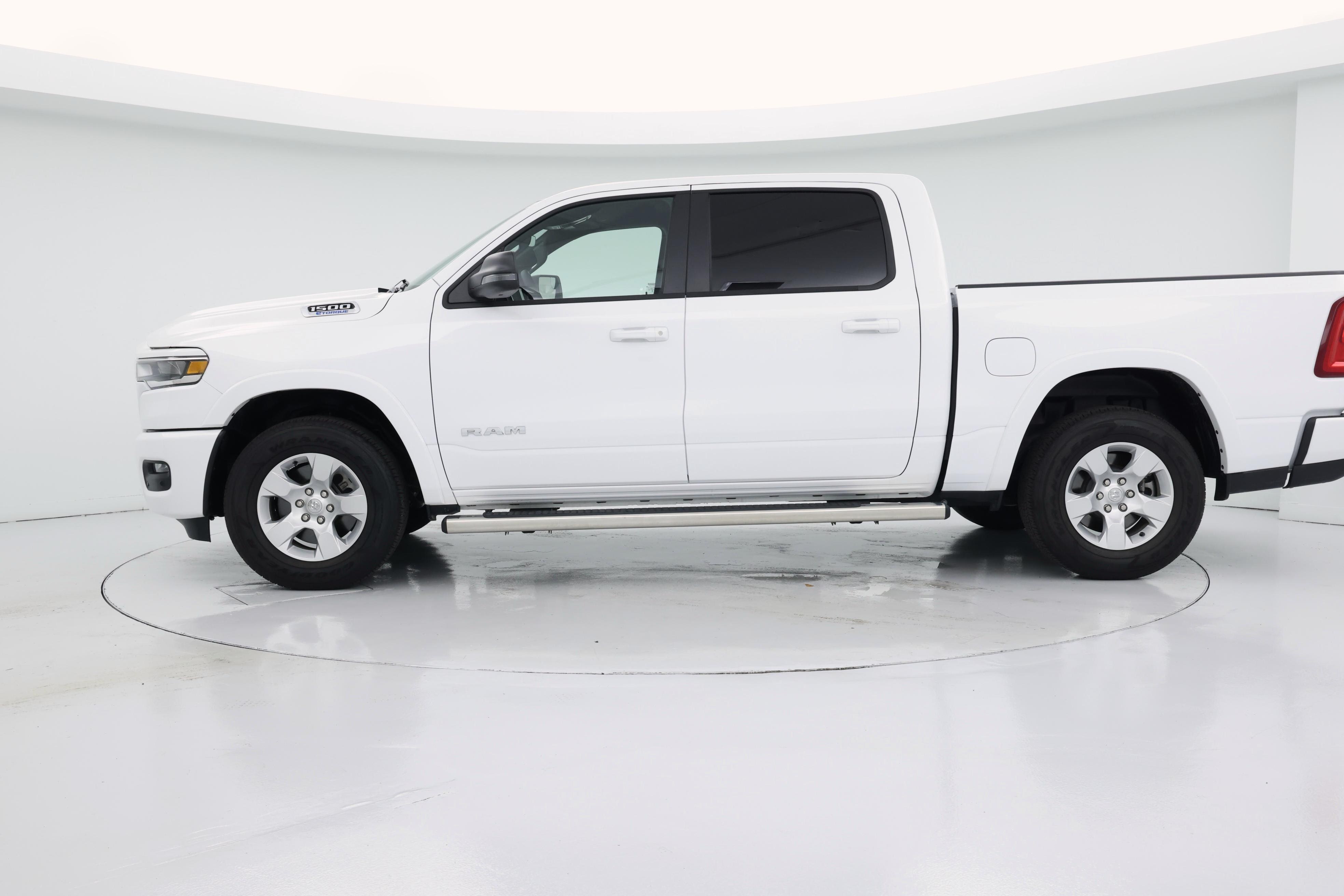 Thumbnail: 2025 RAM 1500 - 3