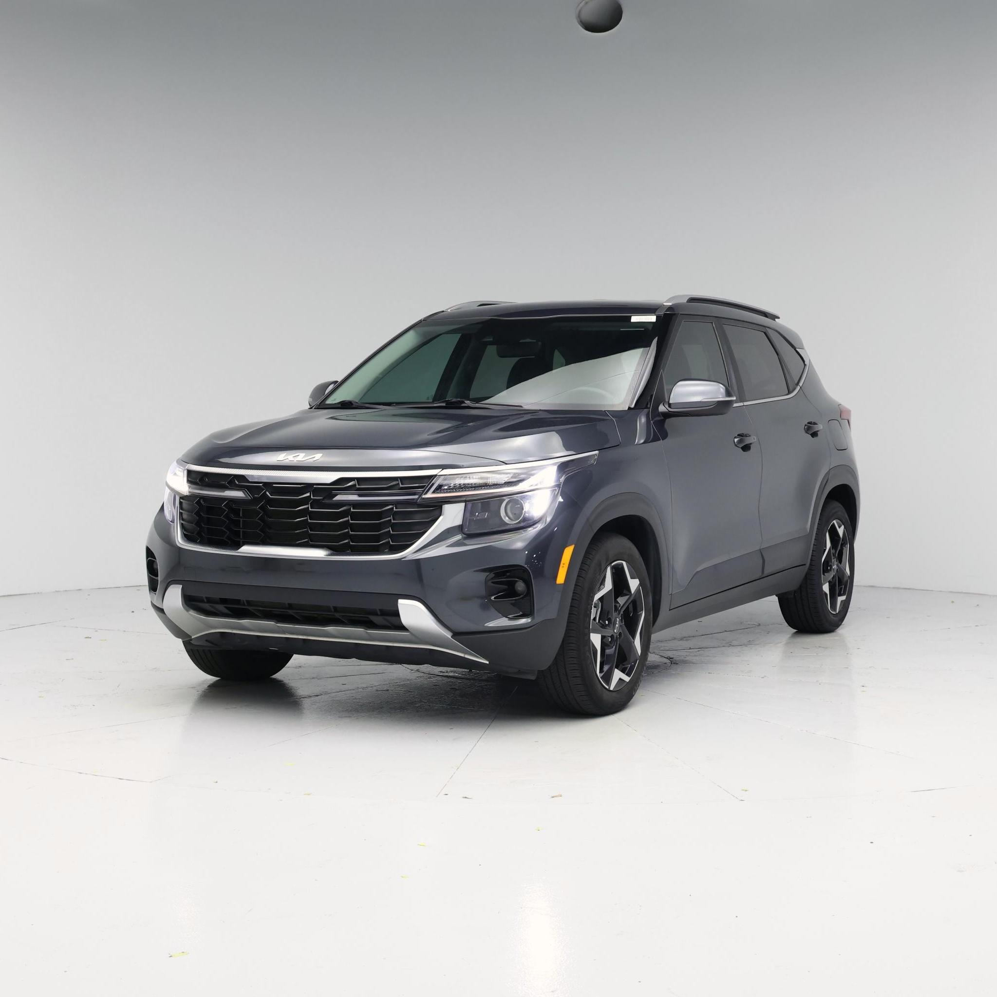 Thumbnail: 2024 Kia Seltos - 4