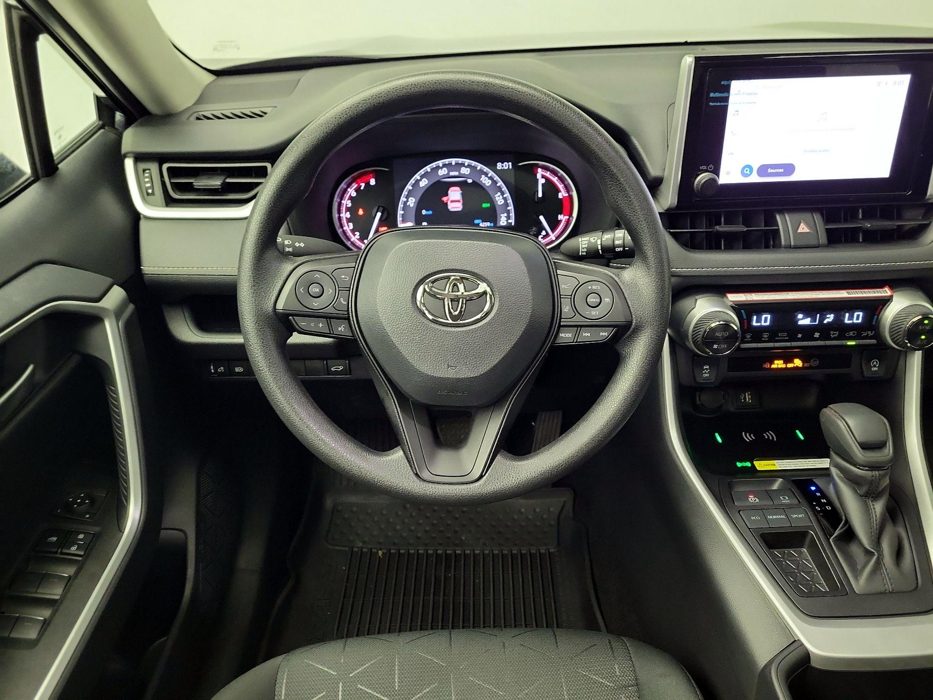 Thumbnail: 2025 Toyota RAV4 - 10