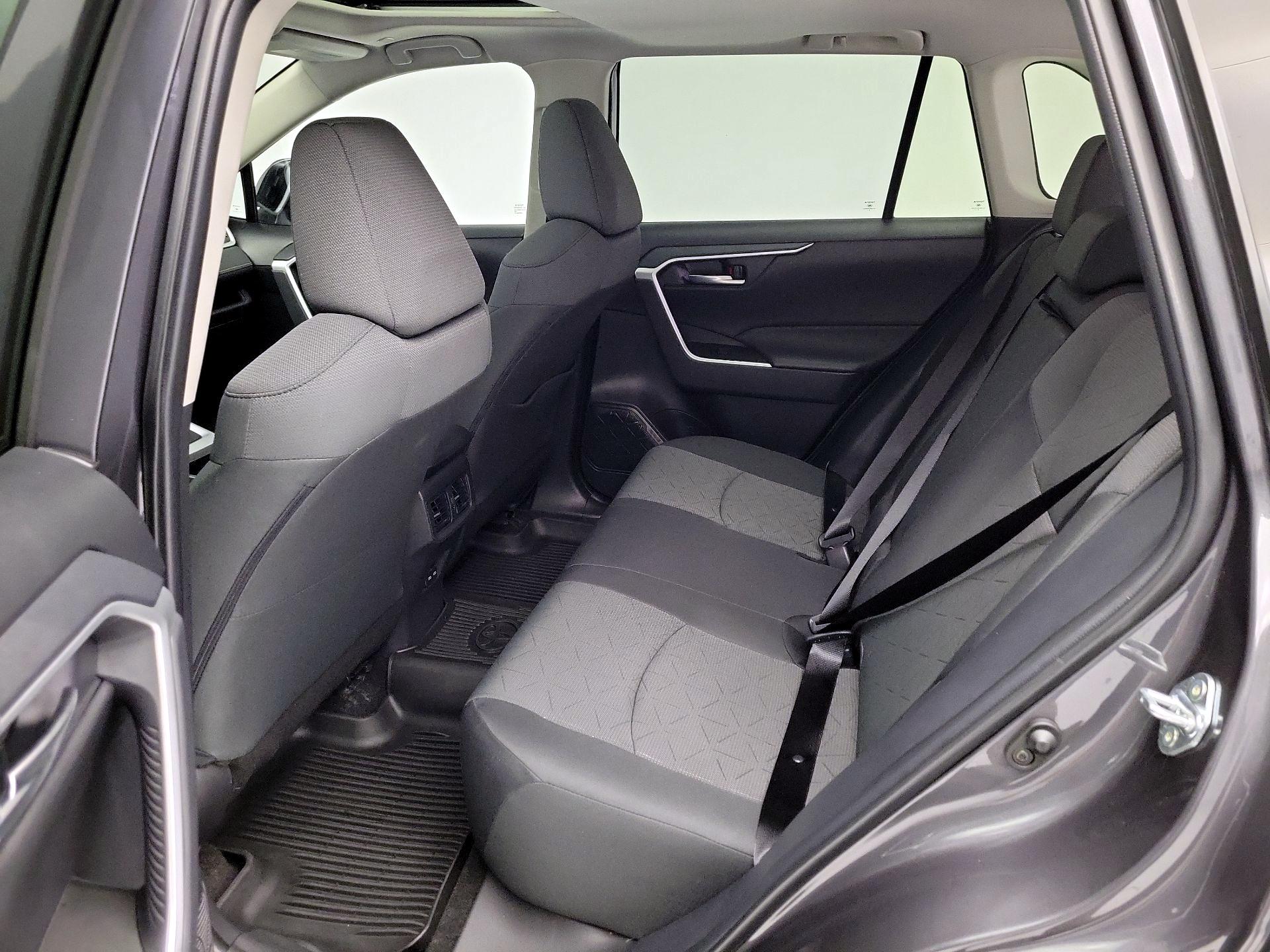 Thumbnail: 2025 Toyota RAV4 - 20