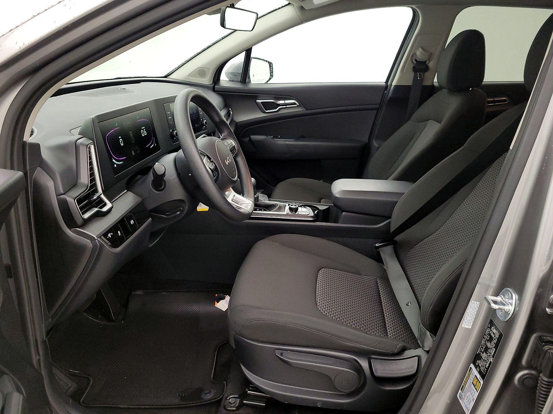 Thumbnail: 2025 Kia Sportage - 11