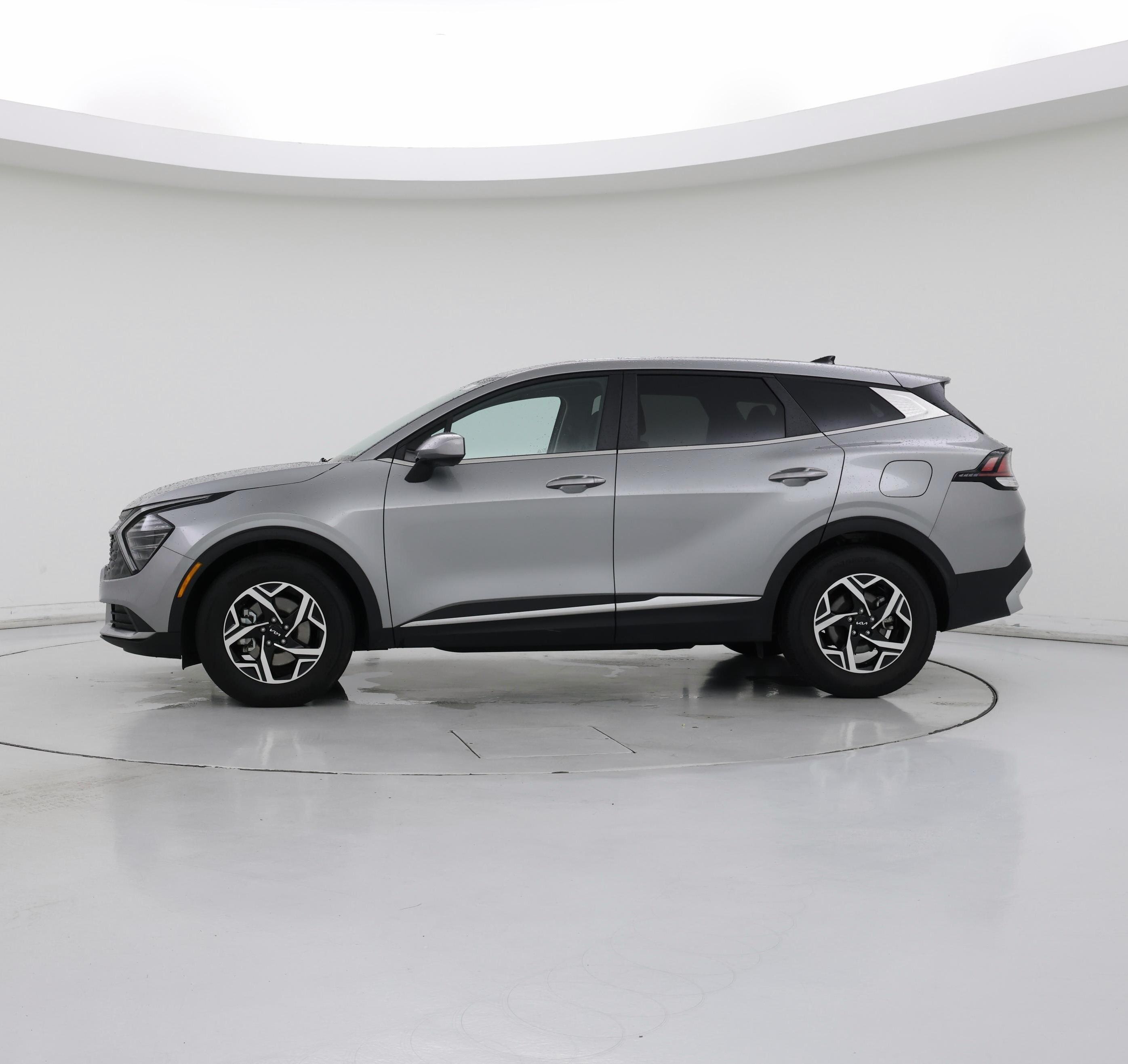 Thumbnail: 2025 Kia Sportage - 3