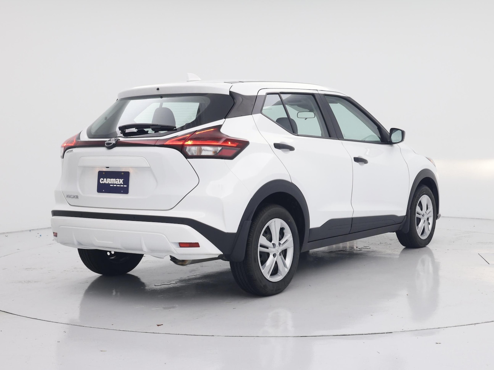 2025 Nissan KICKS PLAY Base - Photo 9