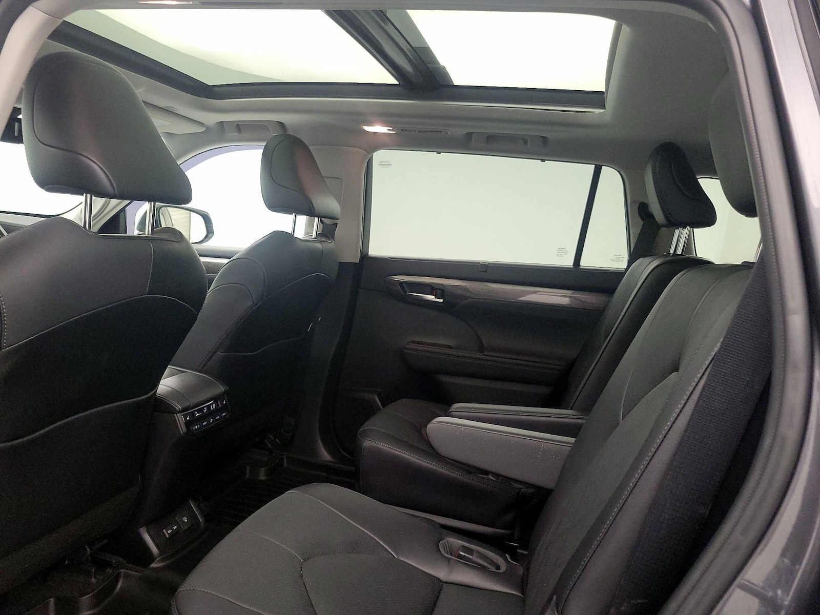 2023 Toyota Highlander Platinum - Photo 20