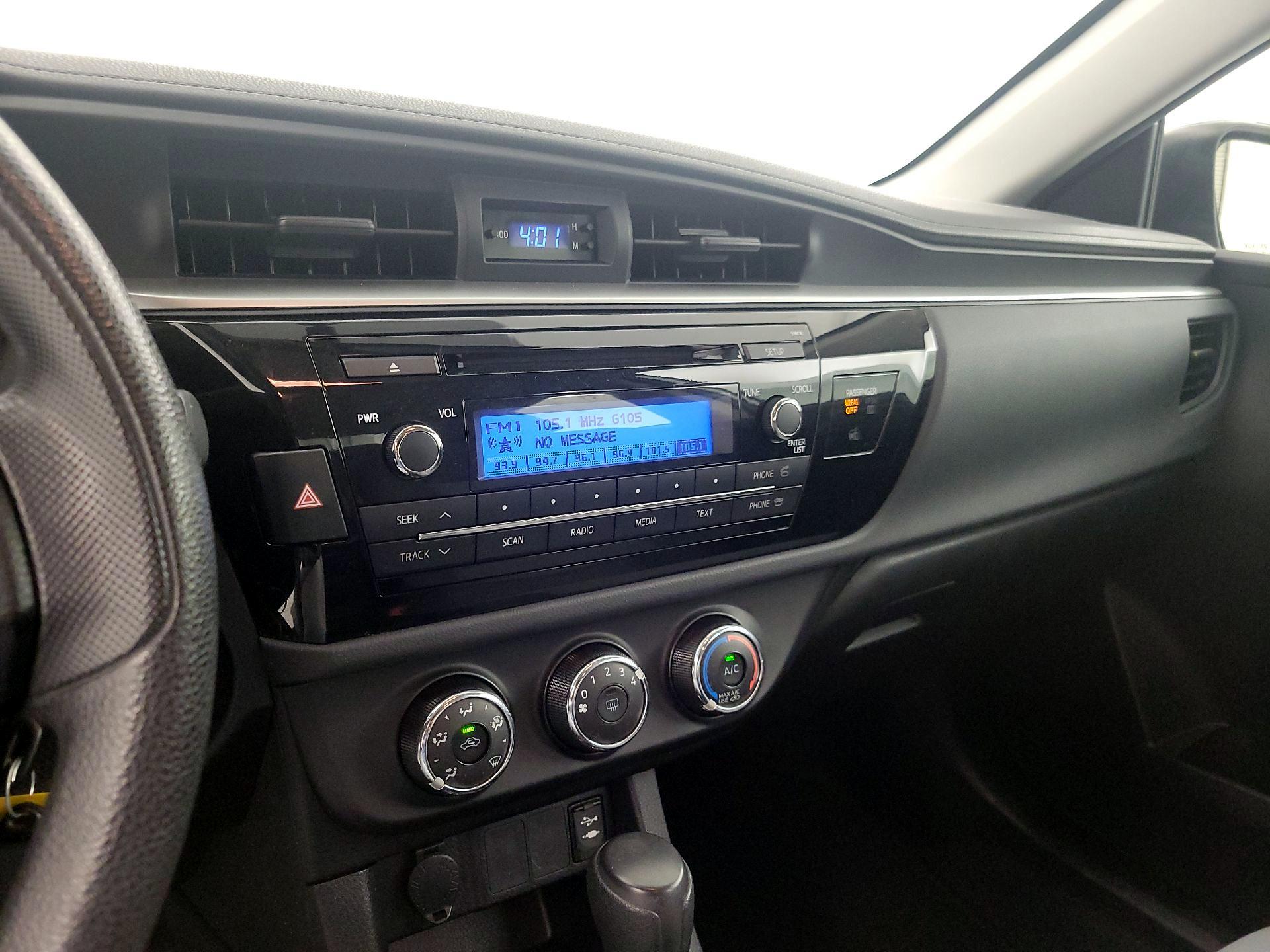 Thumbnail: 2015 Toyota Corolla - 14