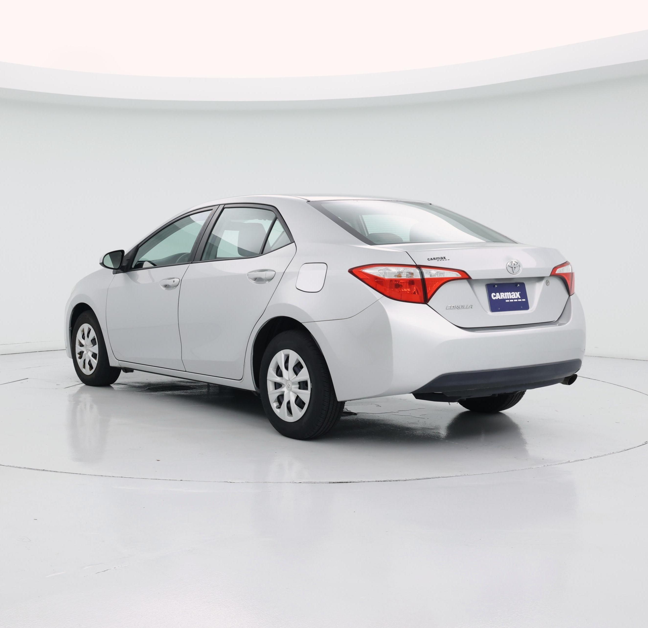 Thumbnail: 2015 Toyota Corolla - 2