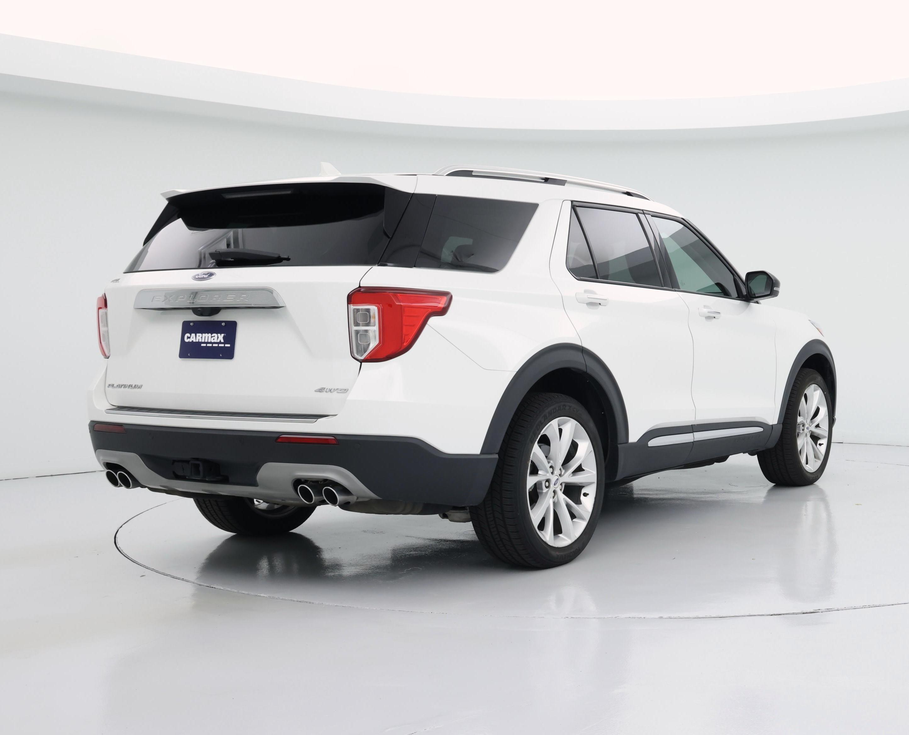 Thumbnail: 2022 Ford Explorer - 8