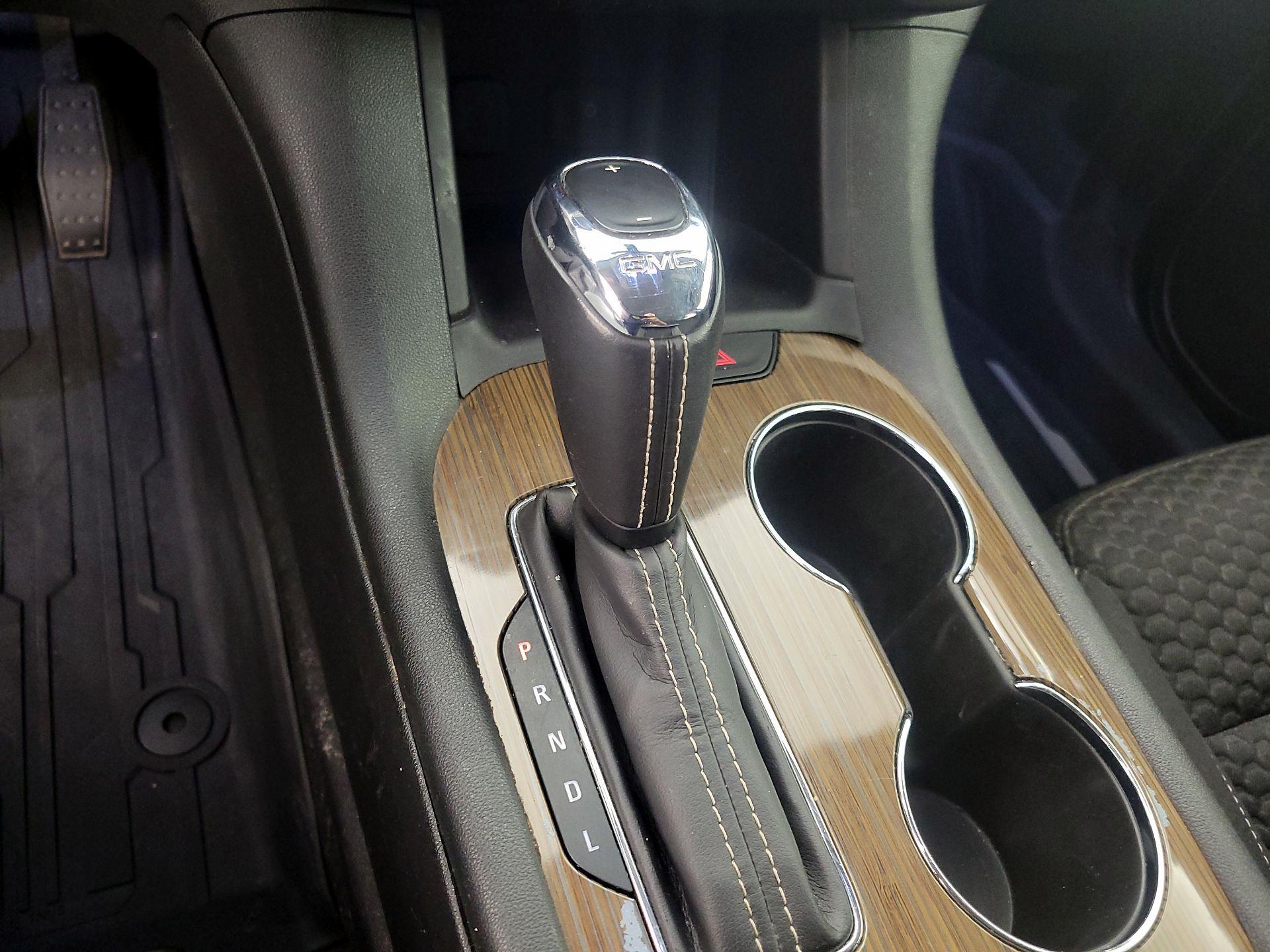 Thumbnail: 2019 GMC Acadia - 17